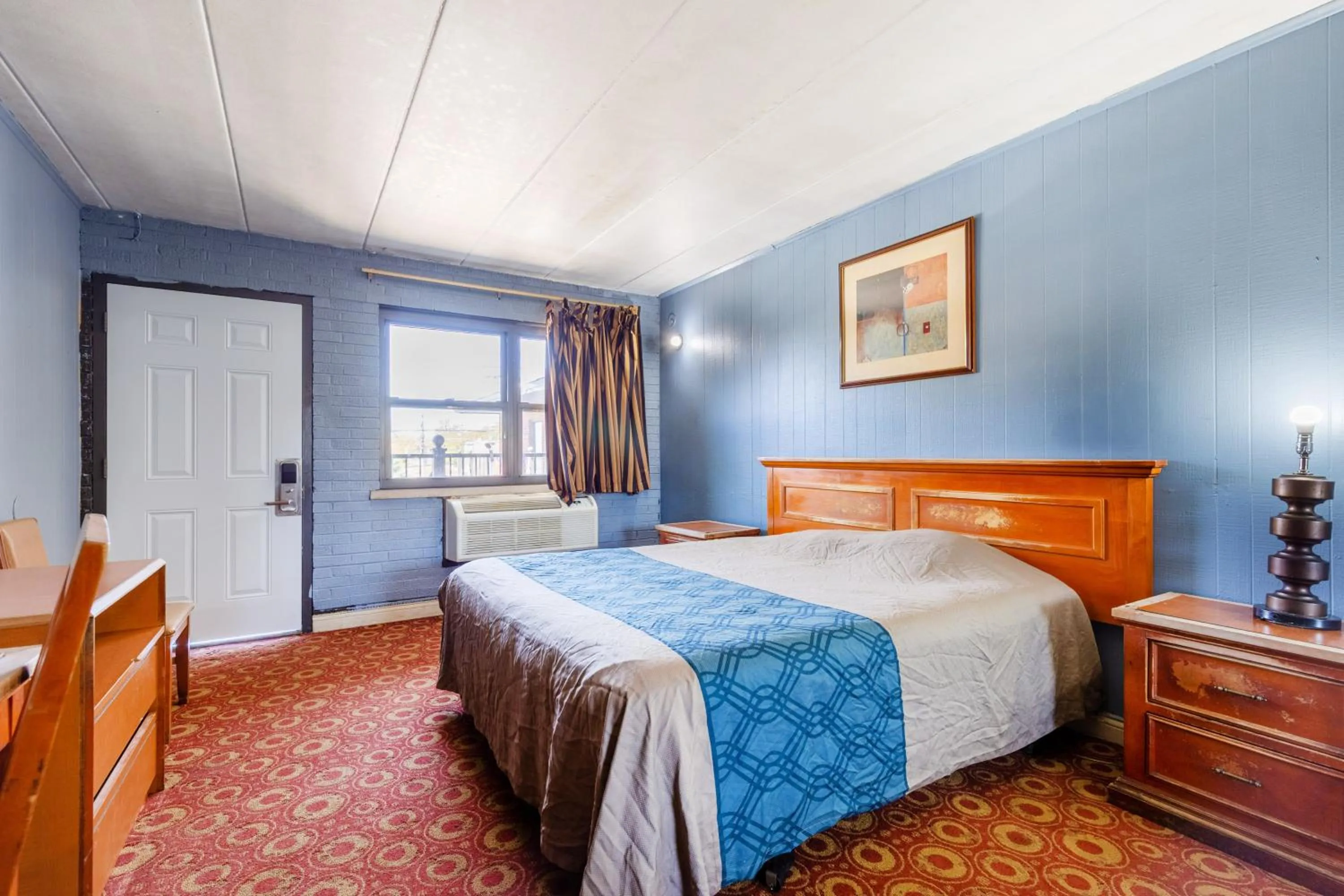 Bedroom, Bed in Admiral Motel By OYO Chicago I-94