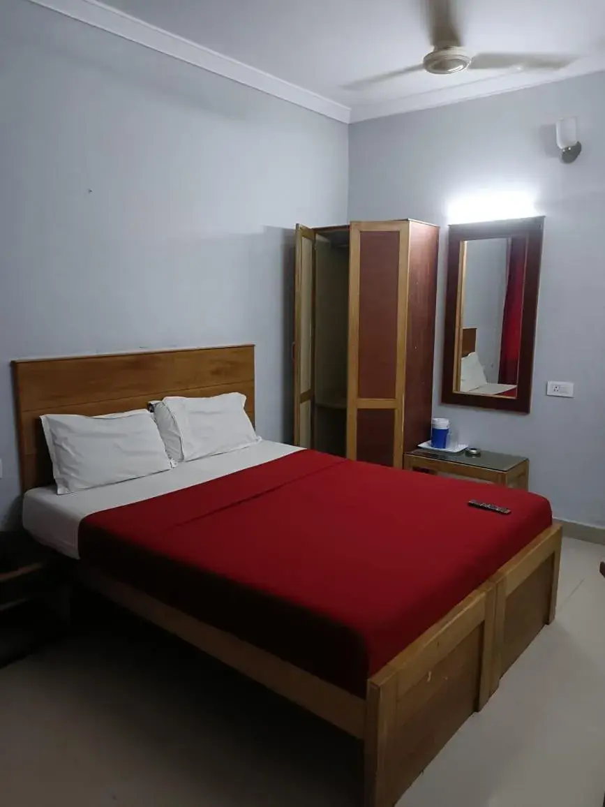 Deluxe Double Room - single occupancy in sun city Deluxe Double Room - single occupancy in sun city