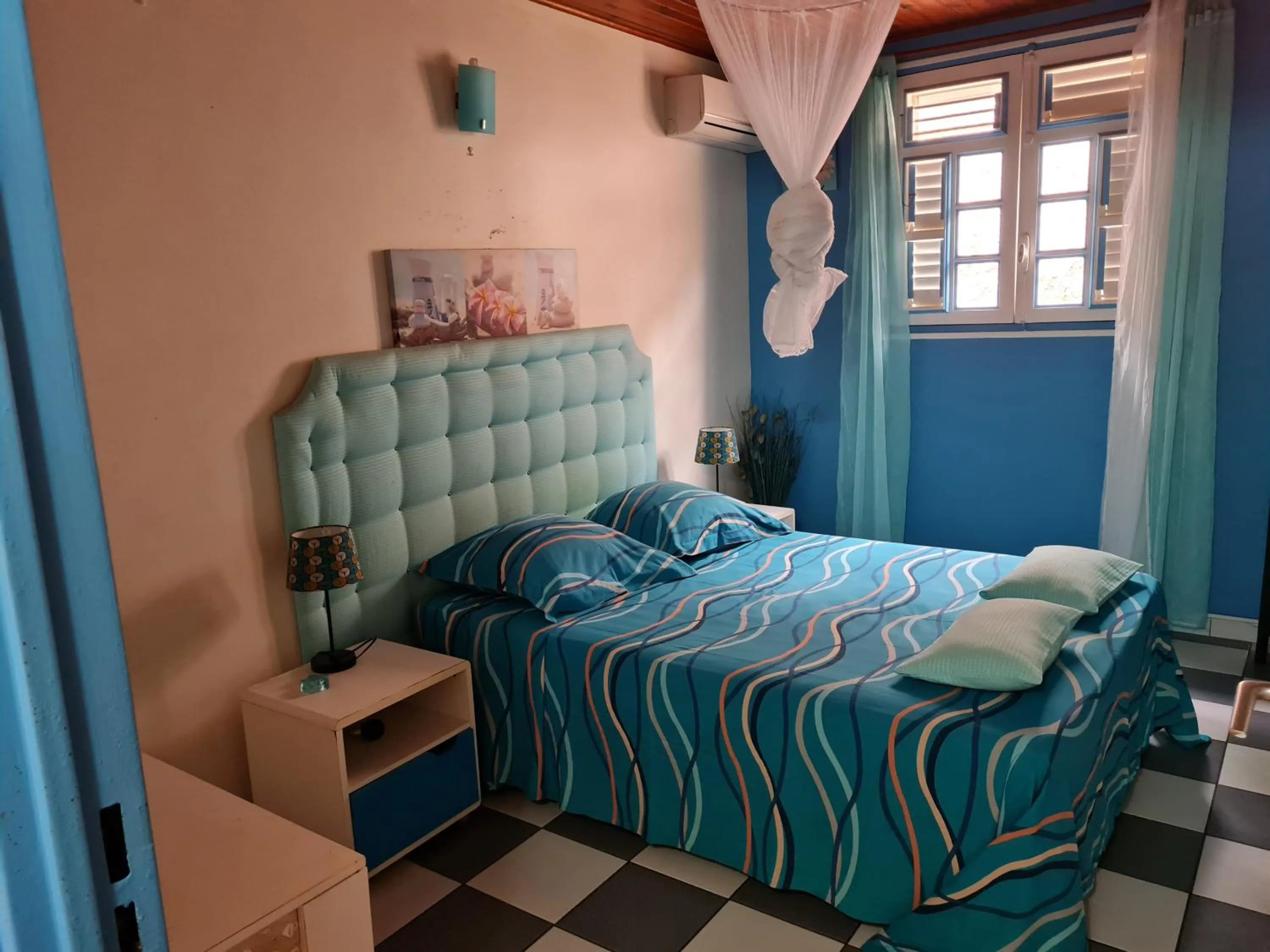 Bed in La Villa Rosier