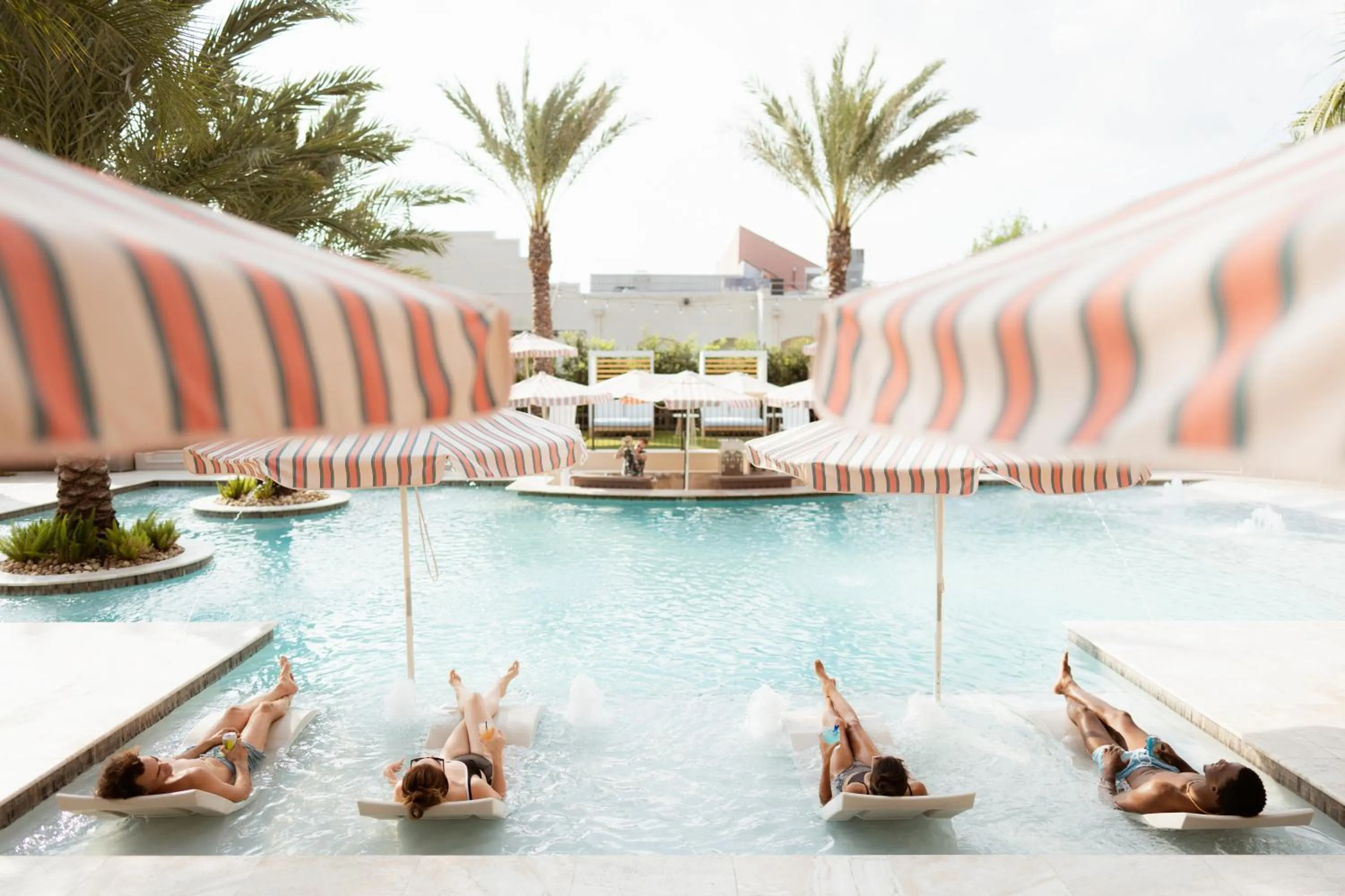 Garden District Hotel