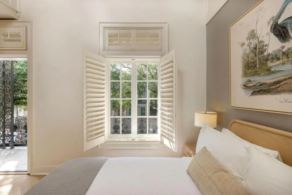 Bed in Garden District Hotel