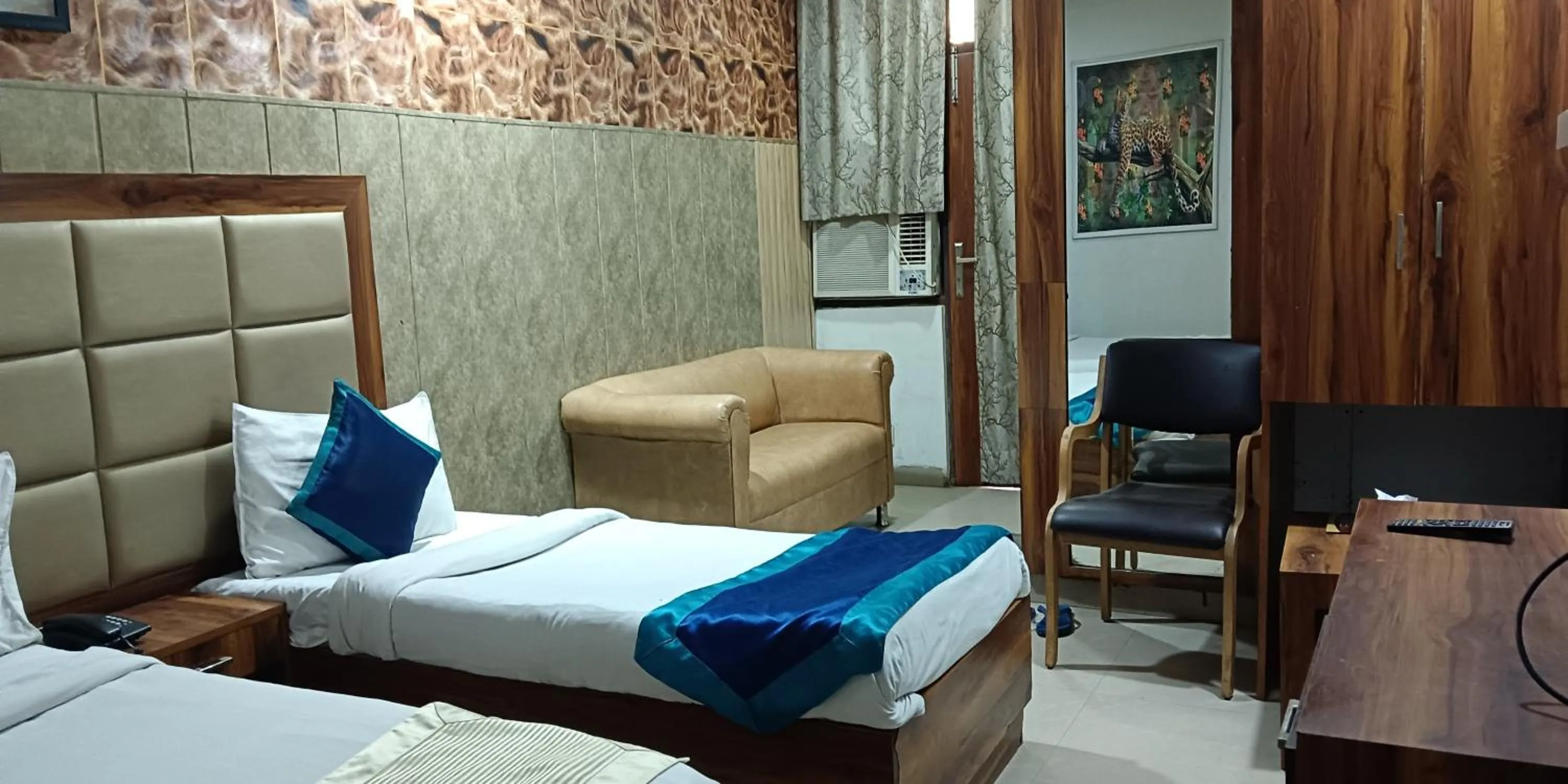 Bedroom, Bed in Hotel RTS Plaza Near IGI Airport