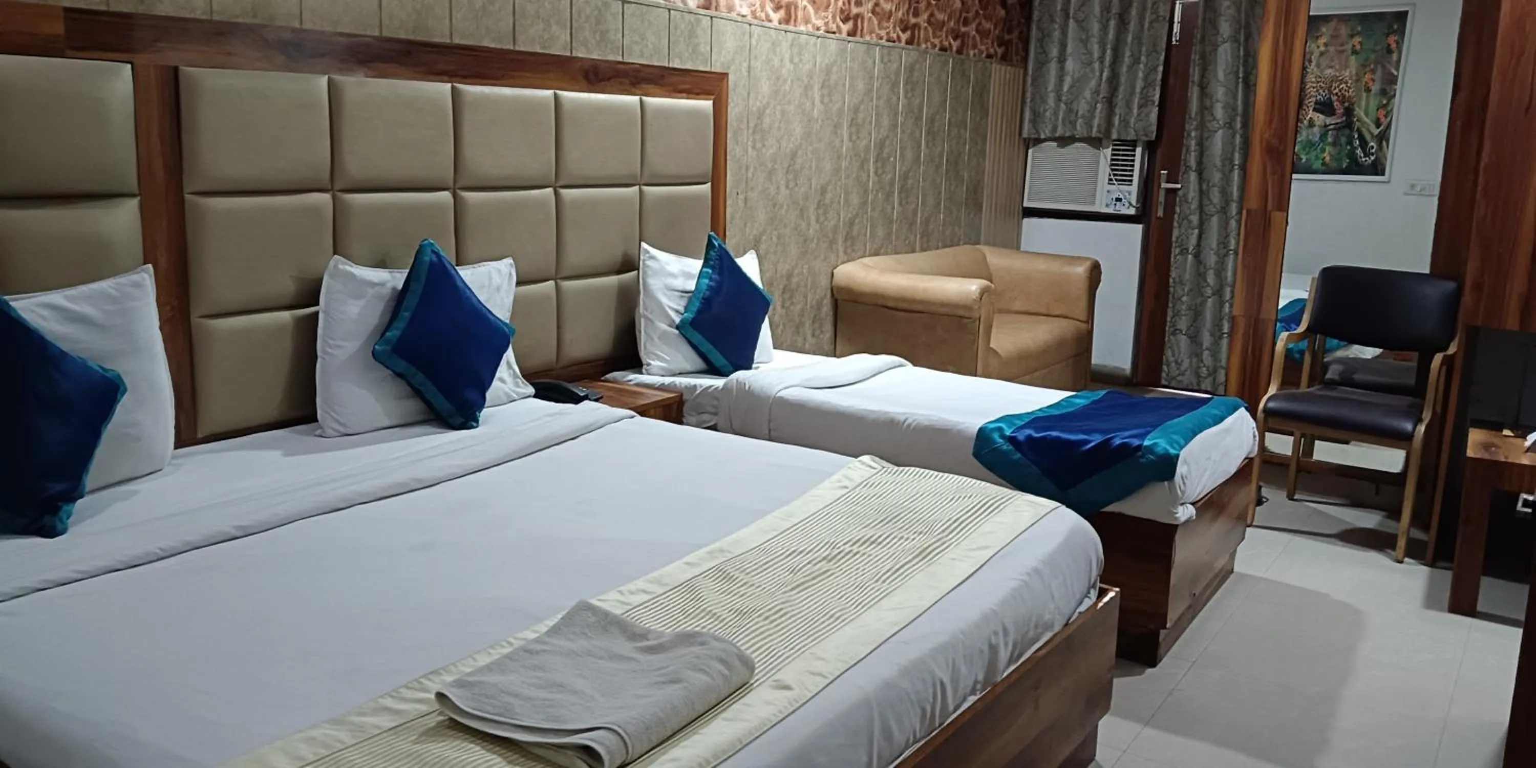 Bedroom, Bed in Hotel RTS Plaza Near IGI Airport