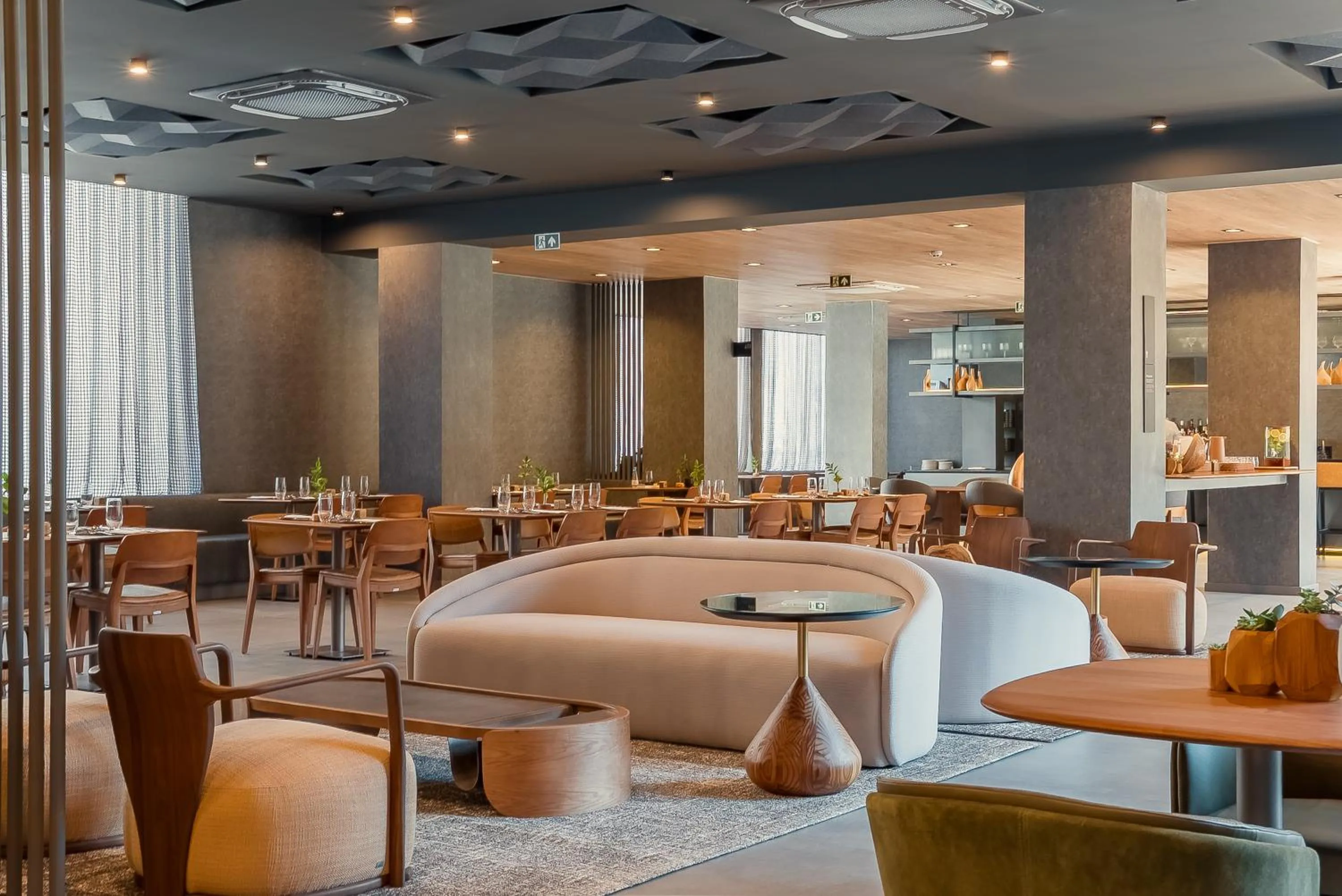 Restaurant/places to eat in Laghetto Stilo Garden