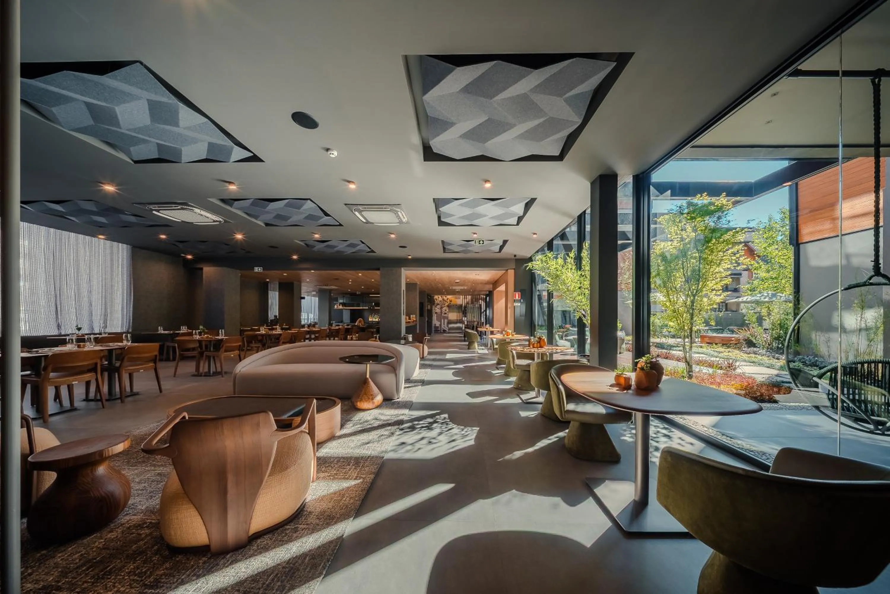 Restaurant/places to eat in Laghetto Stilo Garden