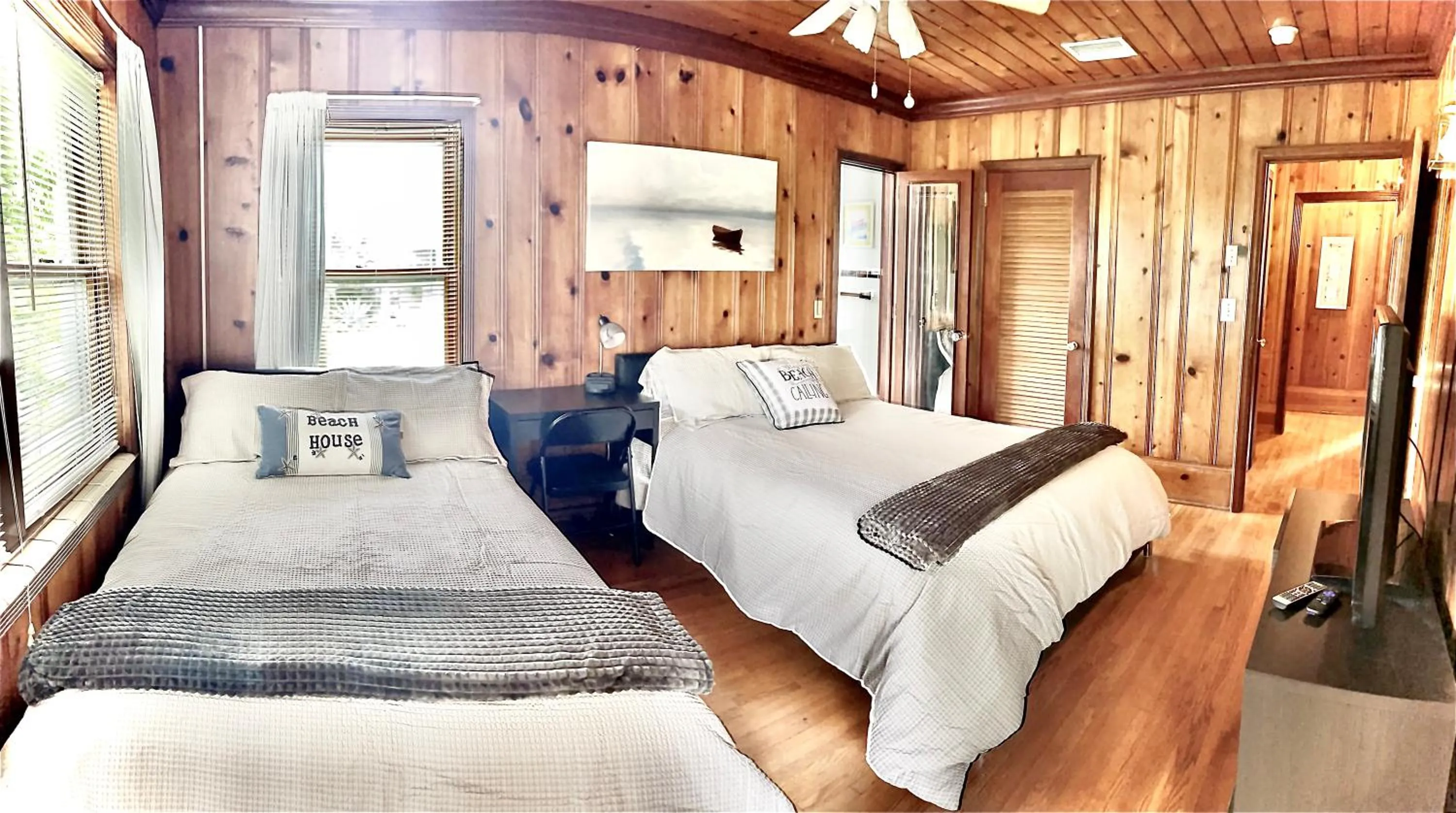 Large 4BR, 4BA House Beach, Entertainment, Nightlife