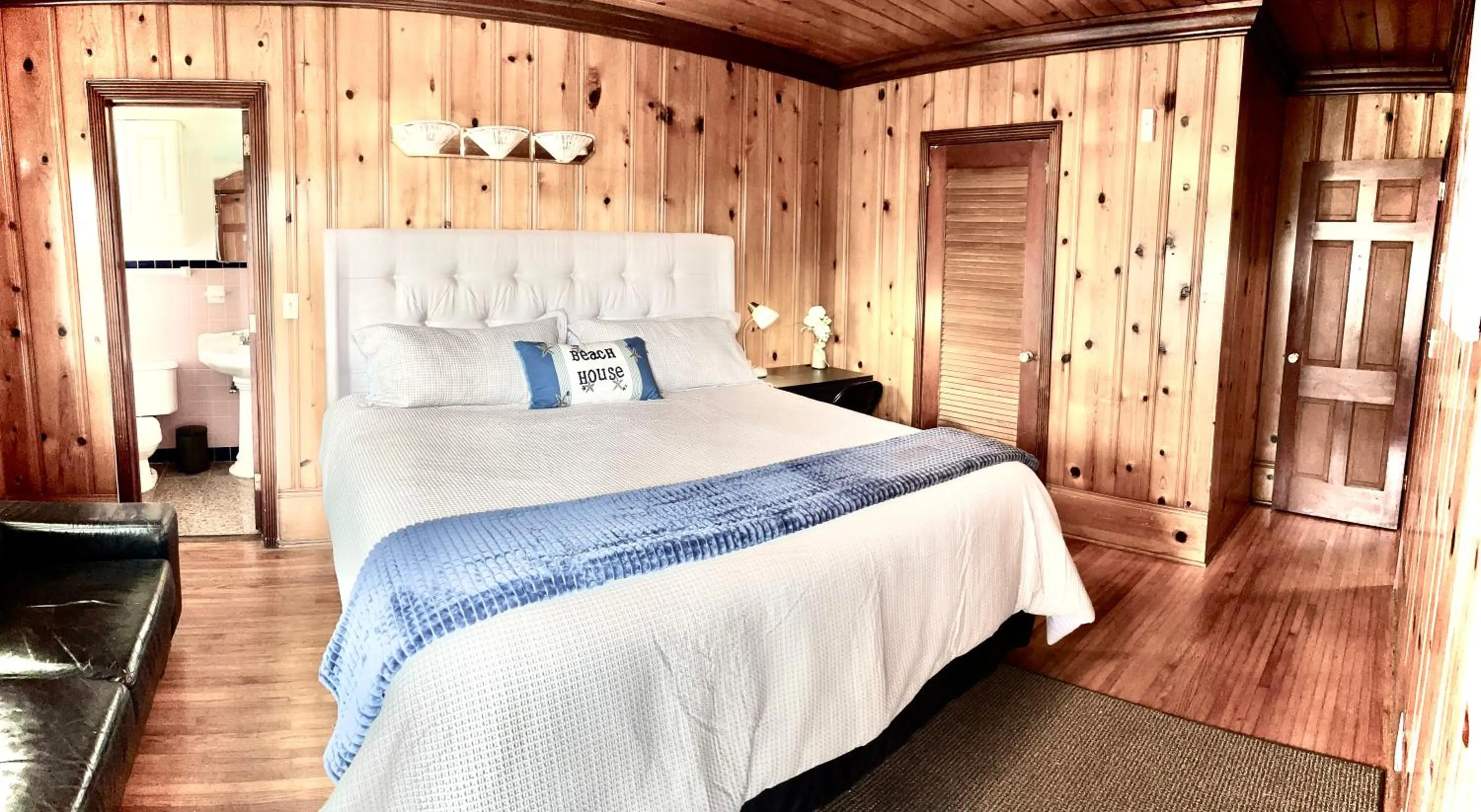 Large 4BR, 4BA House Beach, Entertainment, Nightlife