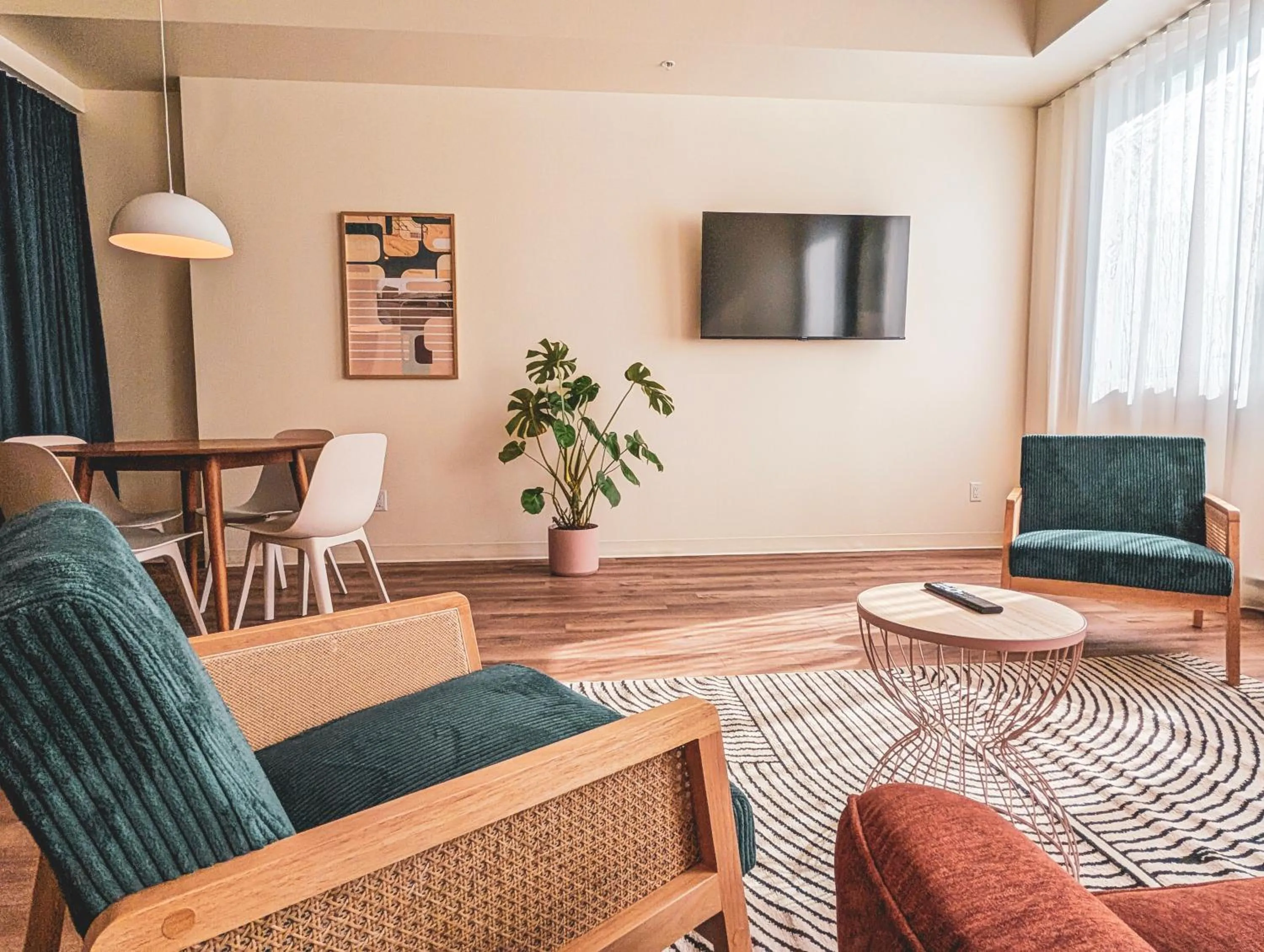 TV and multimedia in Terminus Hôtel