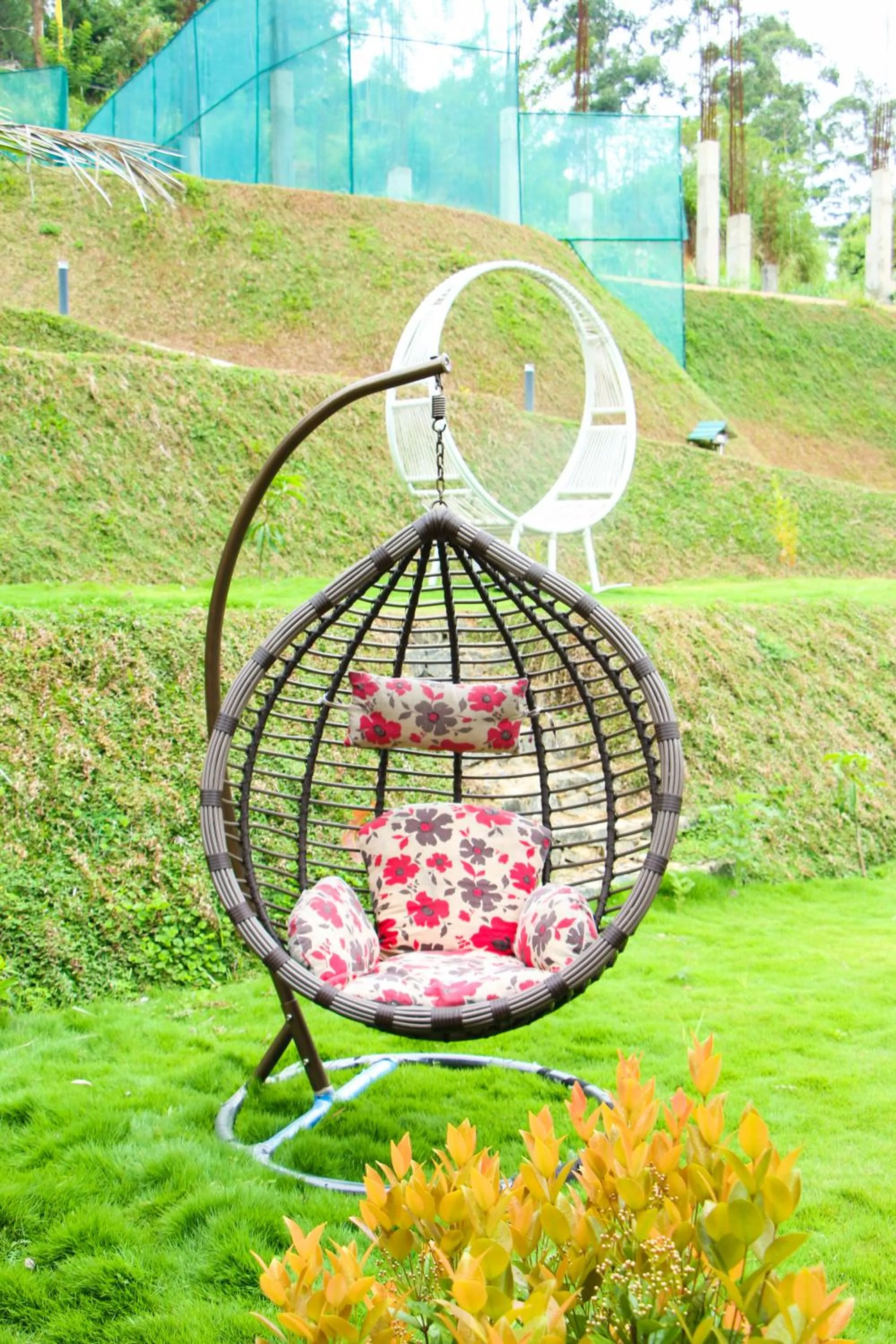 Garden in EllaCrest by Aloft