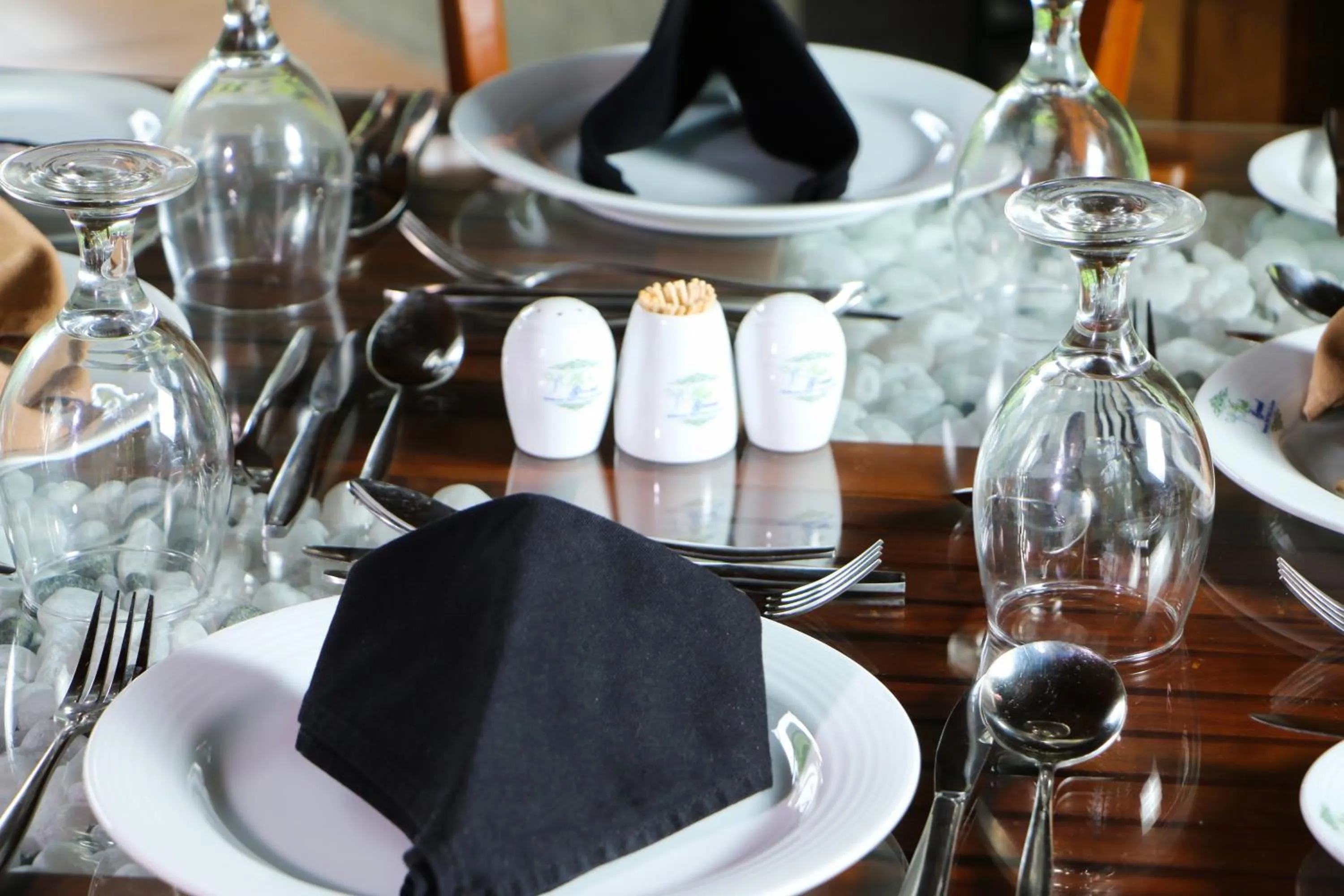 Restaurant/places to eat in EllaCrest by Aloft