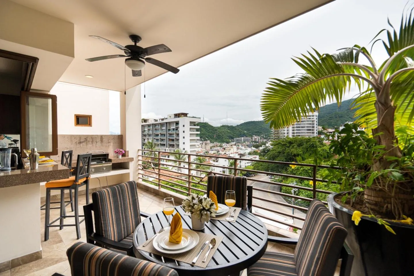 Balcony/Terrace in Pinnacle Resorts 220