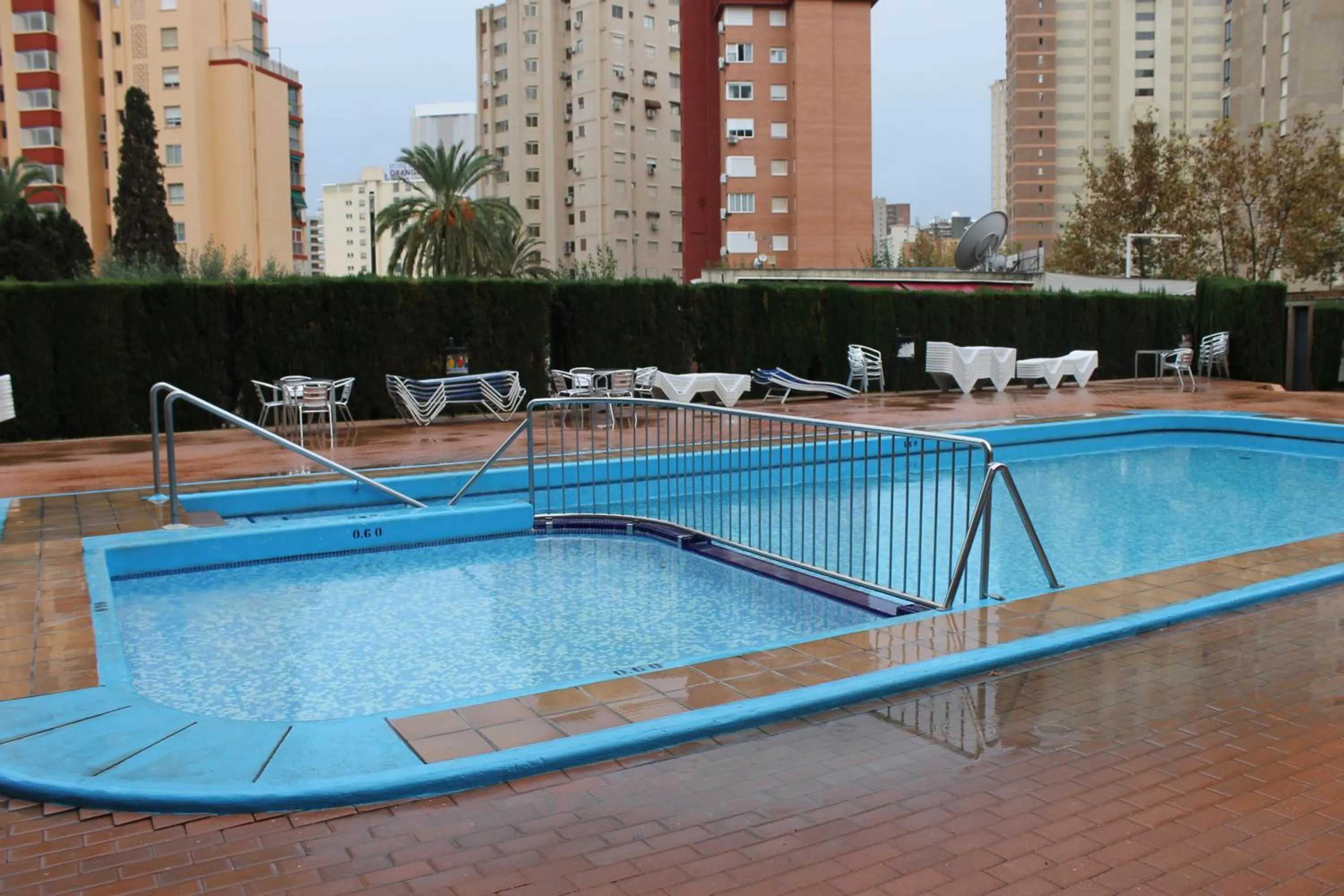 Swimming pool in Apartamentos Alpha