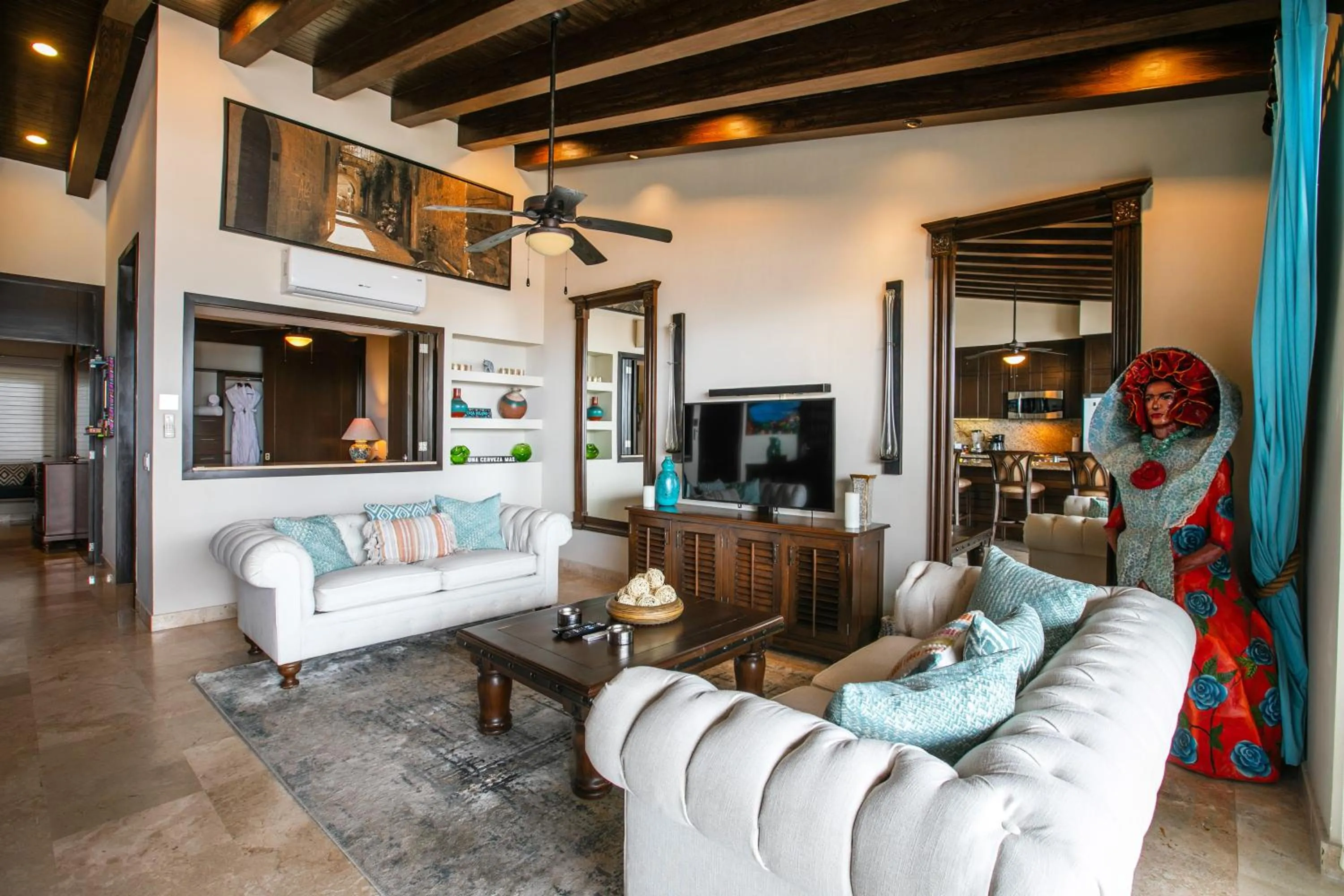 Living room in Pinnacle Resorts 180