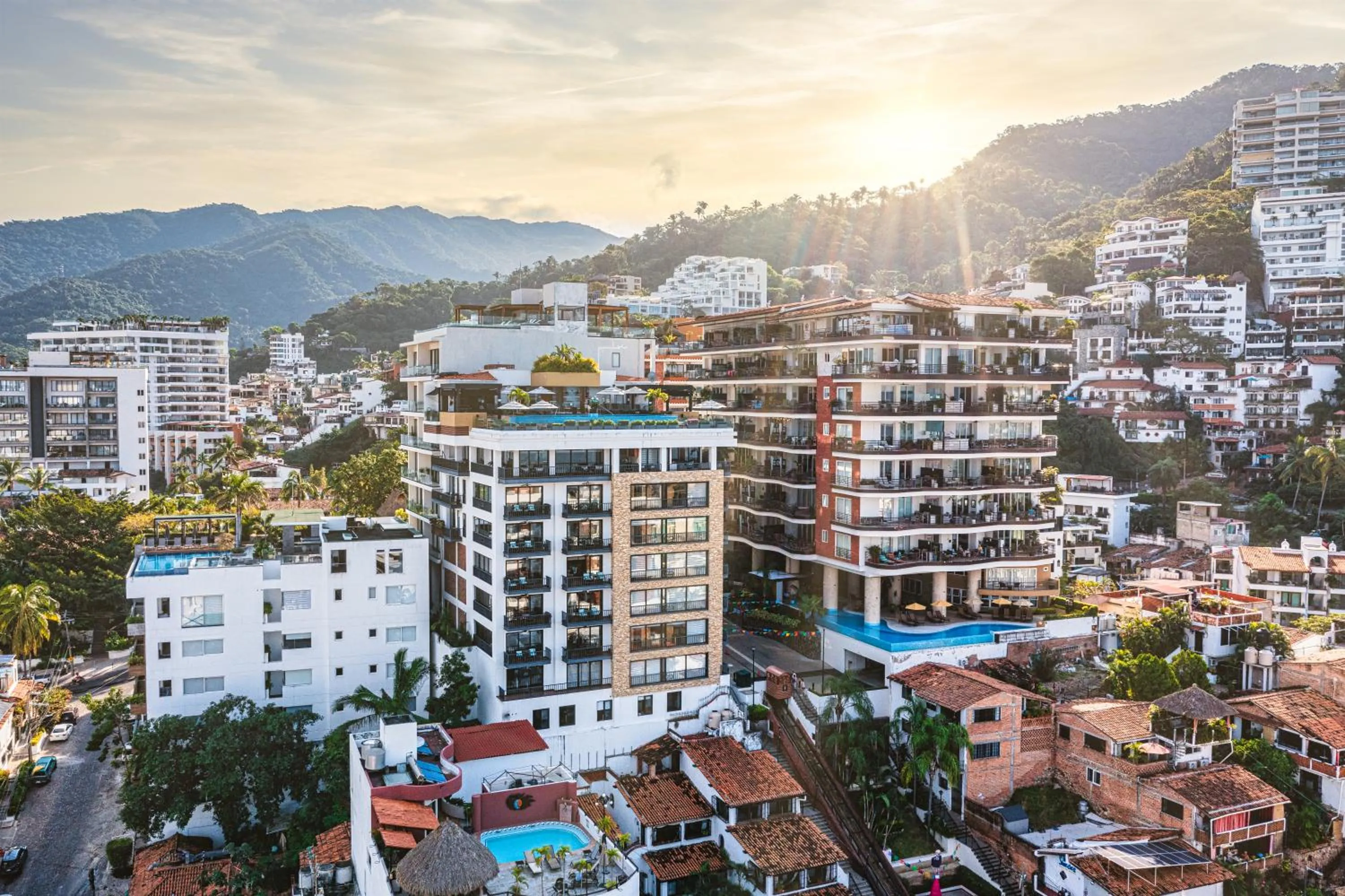 Property building in Pinnacle Resorts 180