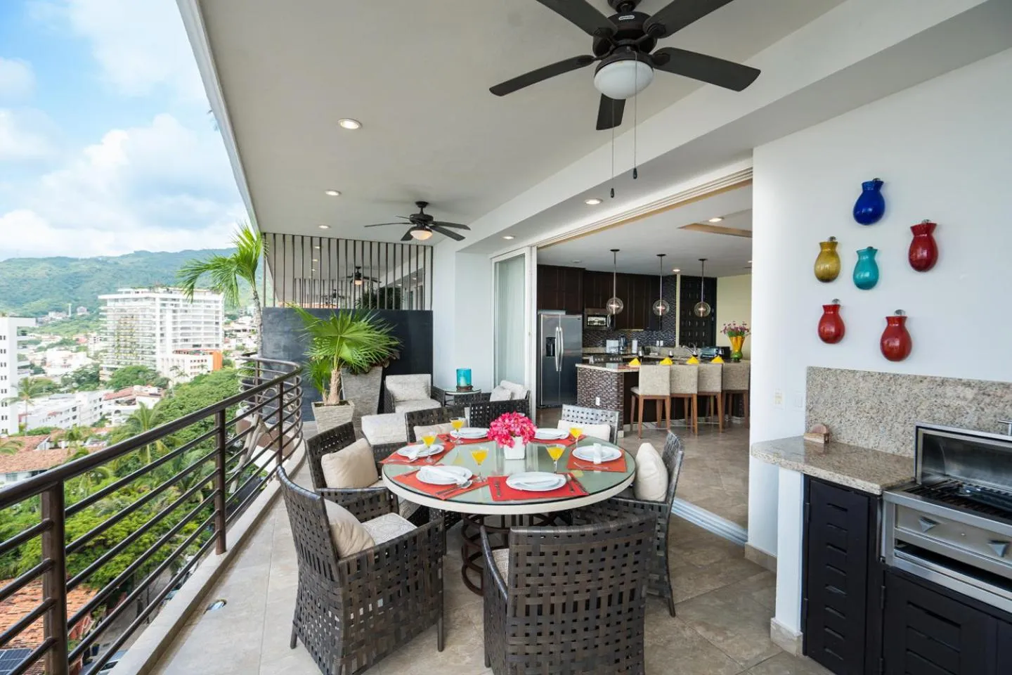 Balcony/Terrace in Pinnacle Resorts 180