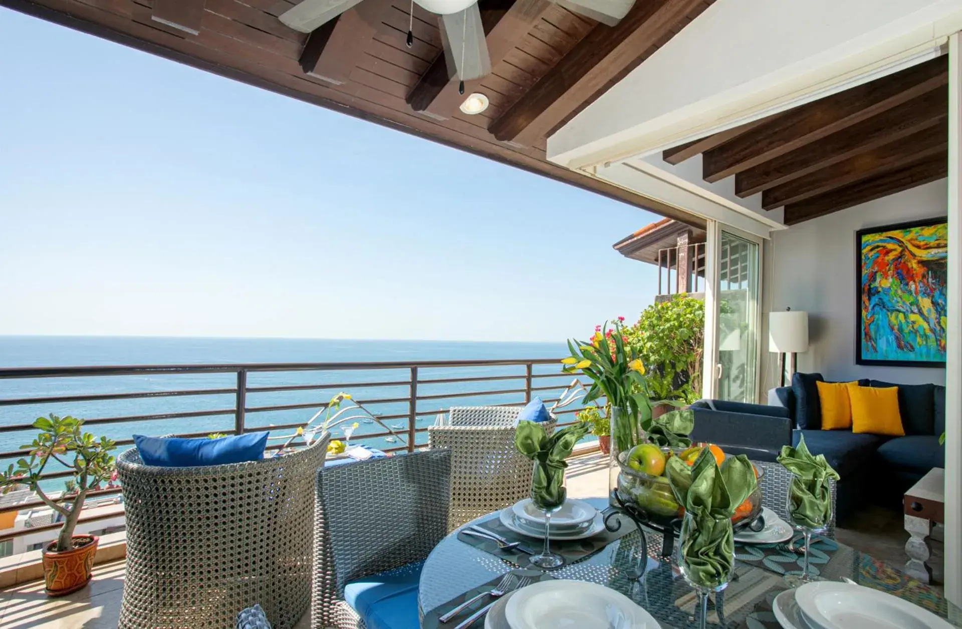 Penthouse Ocean Front in Pinnacle Resorts 180 Penthouse Ocean Front in Pinnacle Resorts 180