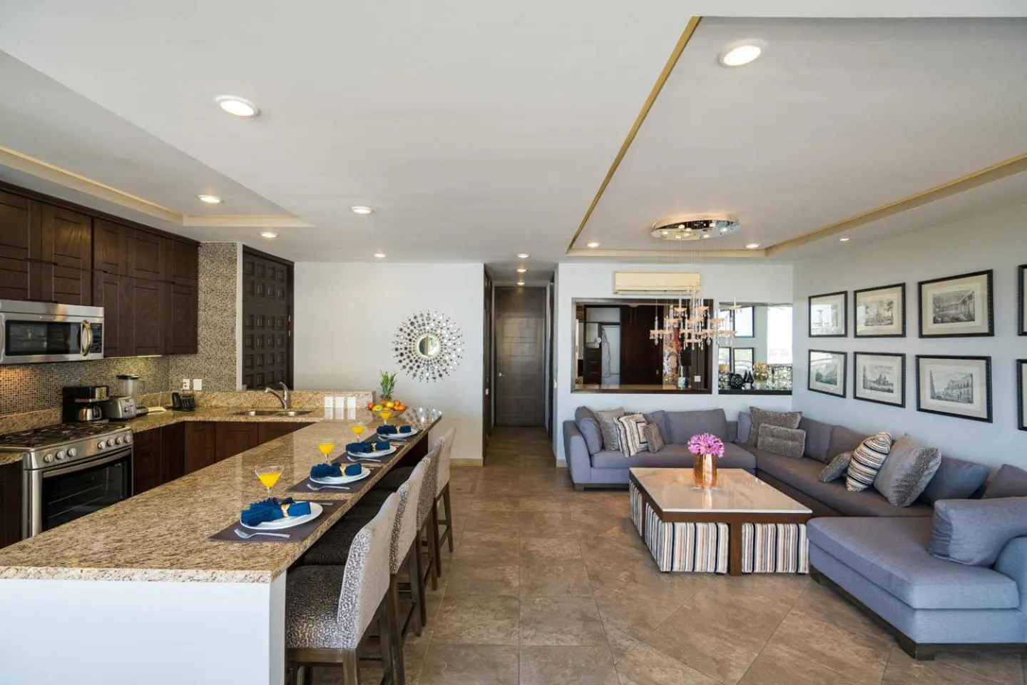 Living room in Pinnacle Resorts 180