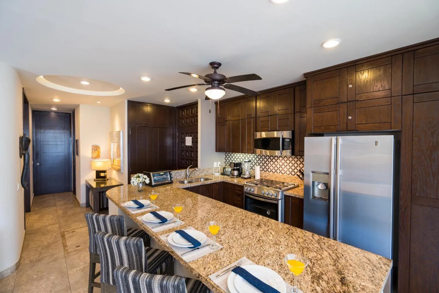 Kitchen or kitchenette in Pinnacle Resorts 180