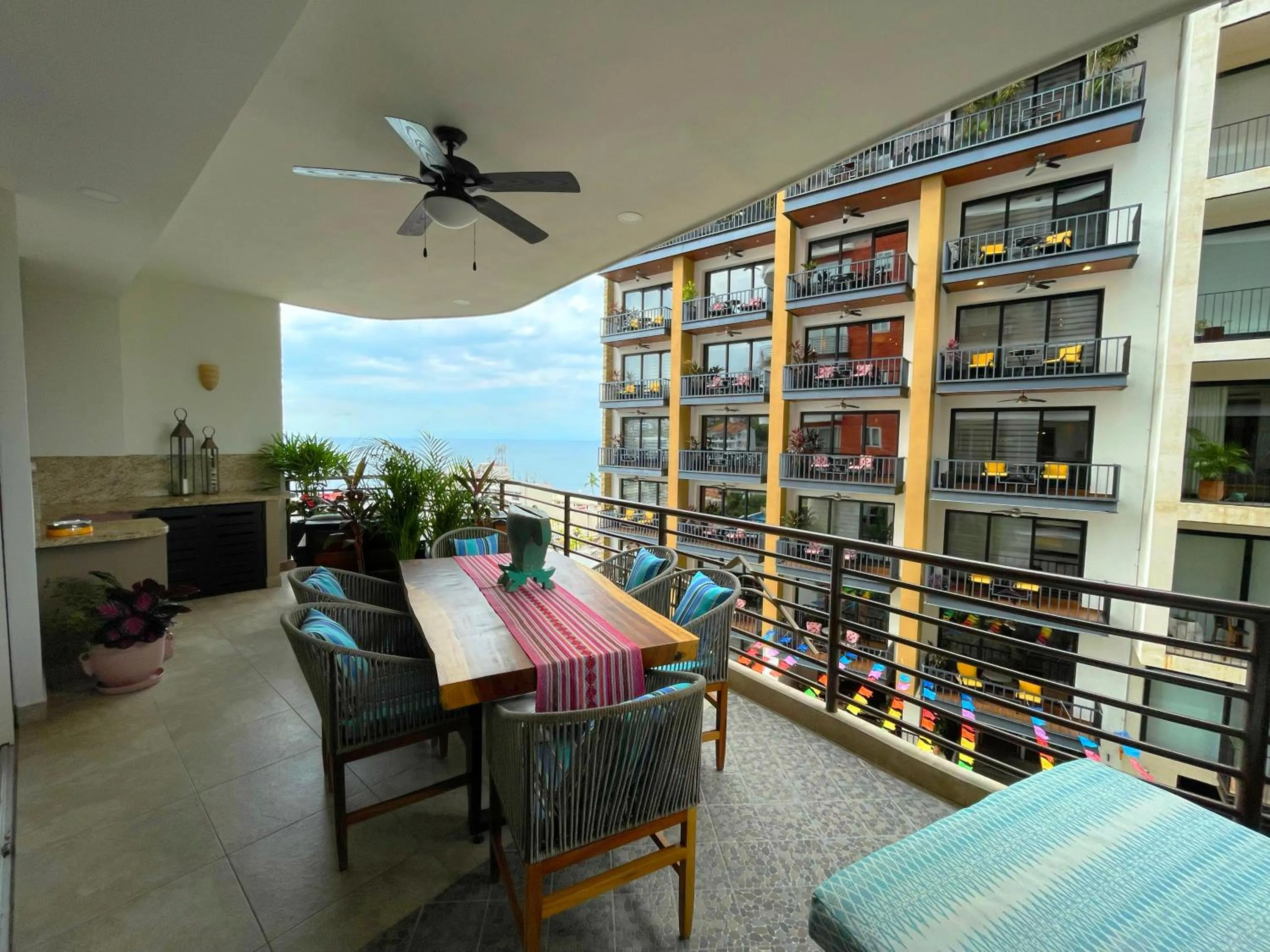 Balcony/Terrace in Pinnacle Resorts 180