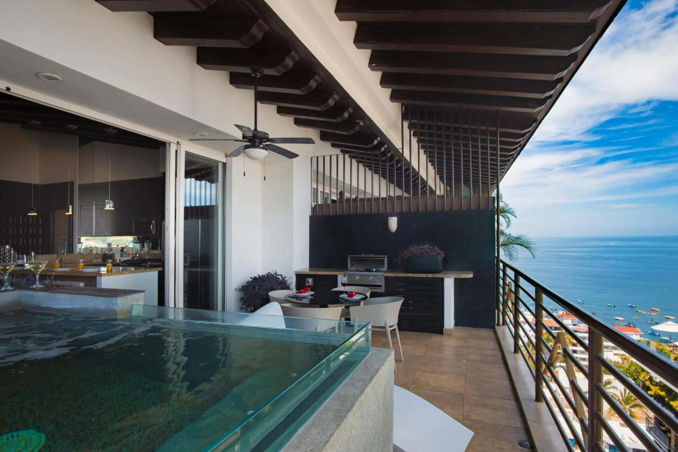 Balcony/Terrace in Pinnacle Resorts 180