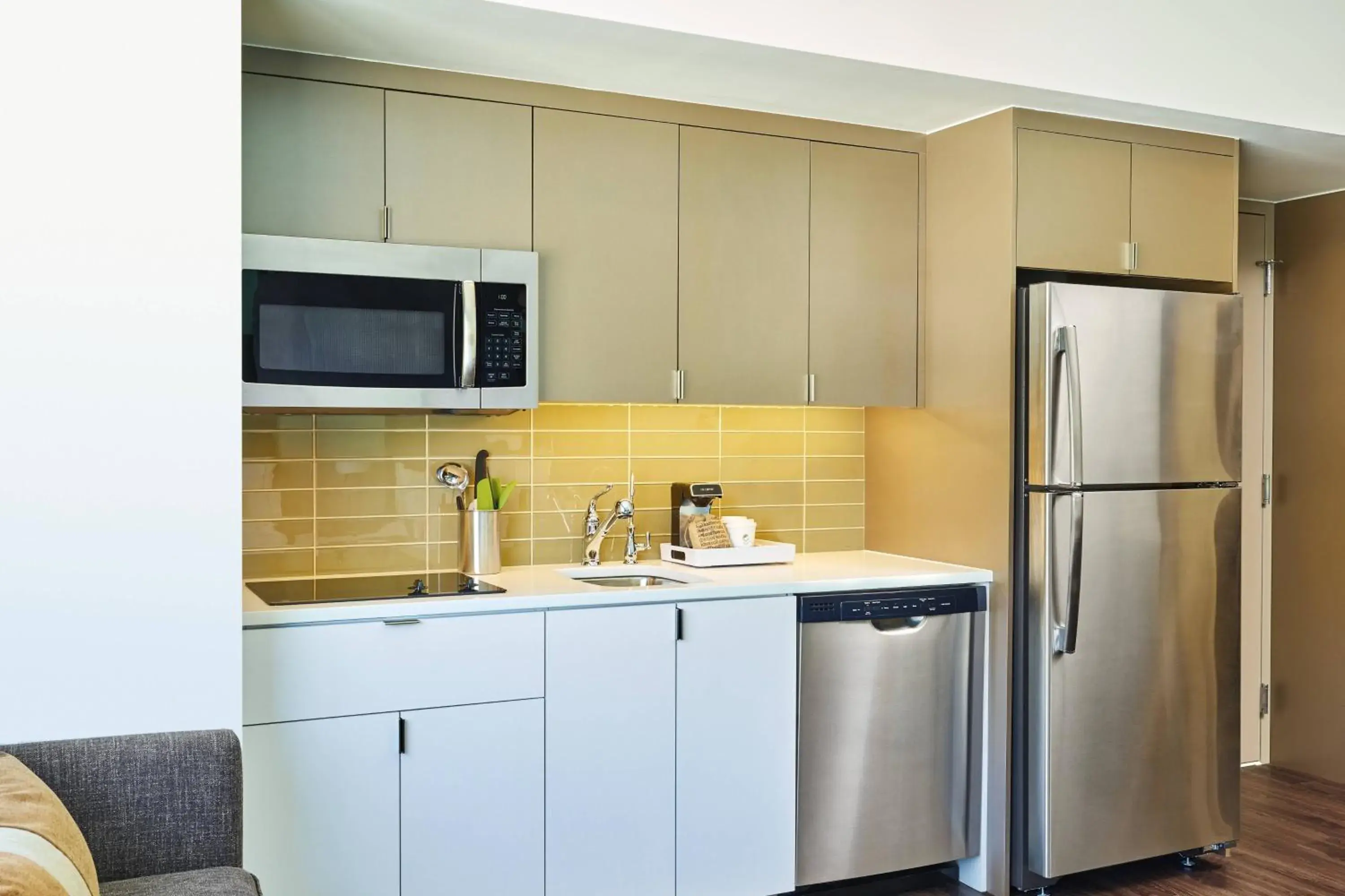 Studio with Two Queen Beds in Element Basalt - Aspen Studio with Two Queen Beds in Element Basalt - Aspen