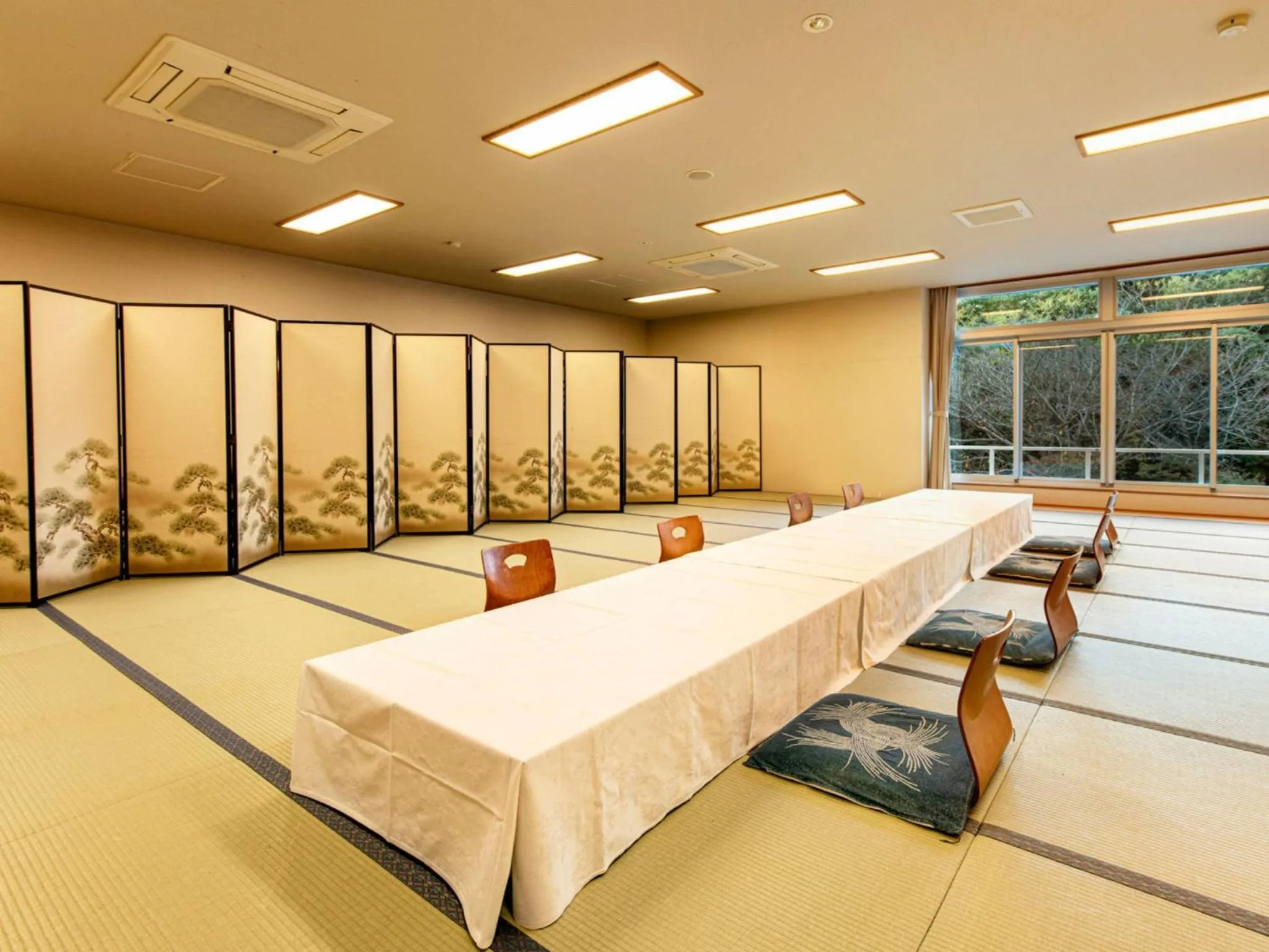 Area and facilities in Kurhouse Shirahama