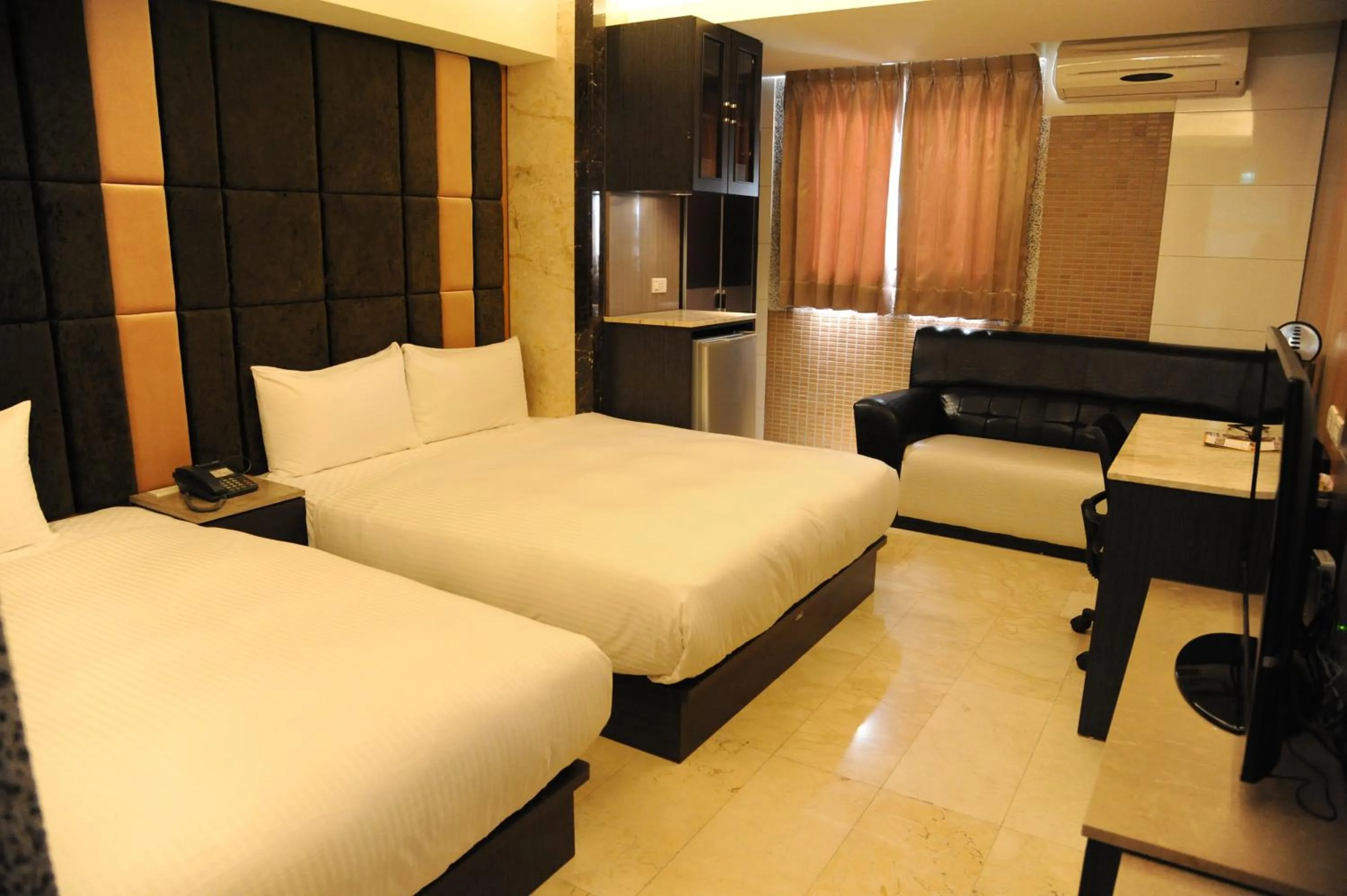 Bed in Michelle hotel