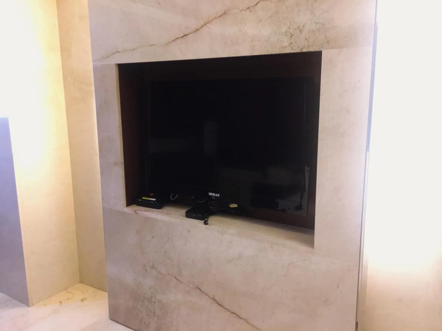 TV and multimedia in Michelle hotel