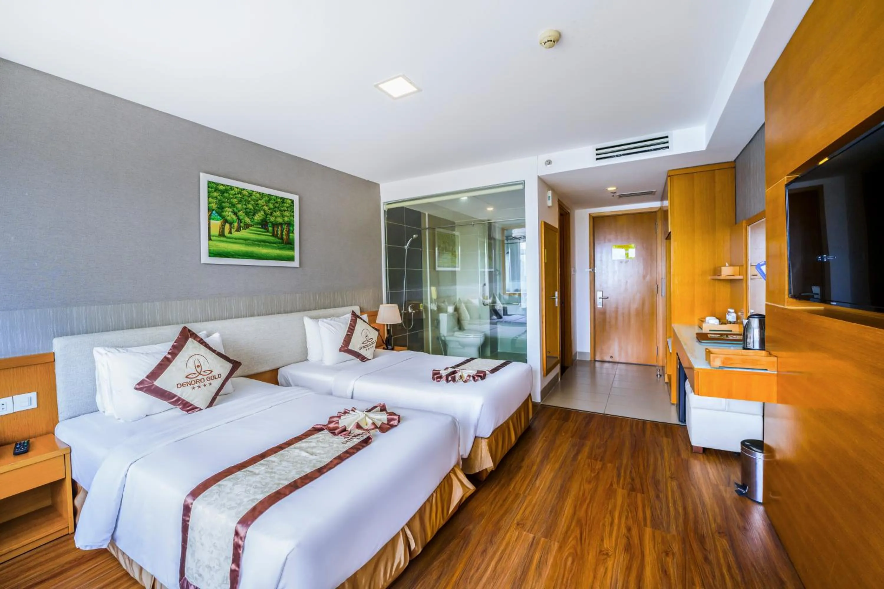 Photo of the whole room, Bed in Dendro Gold Hotel