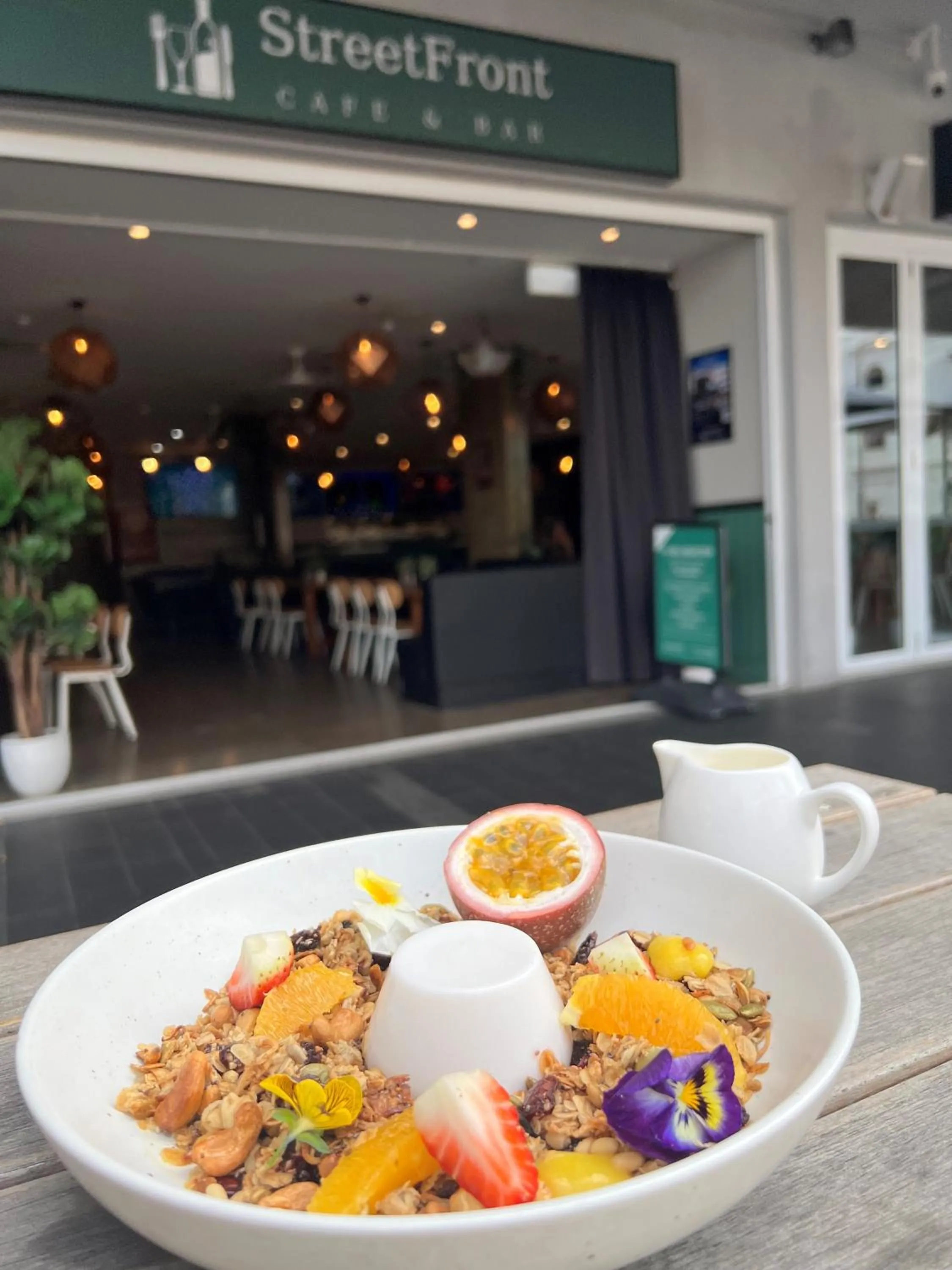 Food and drinks in Rambutan Resort