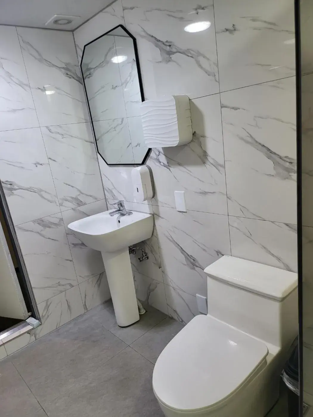 Bed in 2-Bed Female Dormitory Room in Philstay Ehwa Boutique - Female Only Bed in 2-Bed Female Dormitory Room in Philstay Ehwa Boutique - Female Only