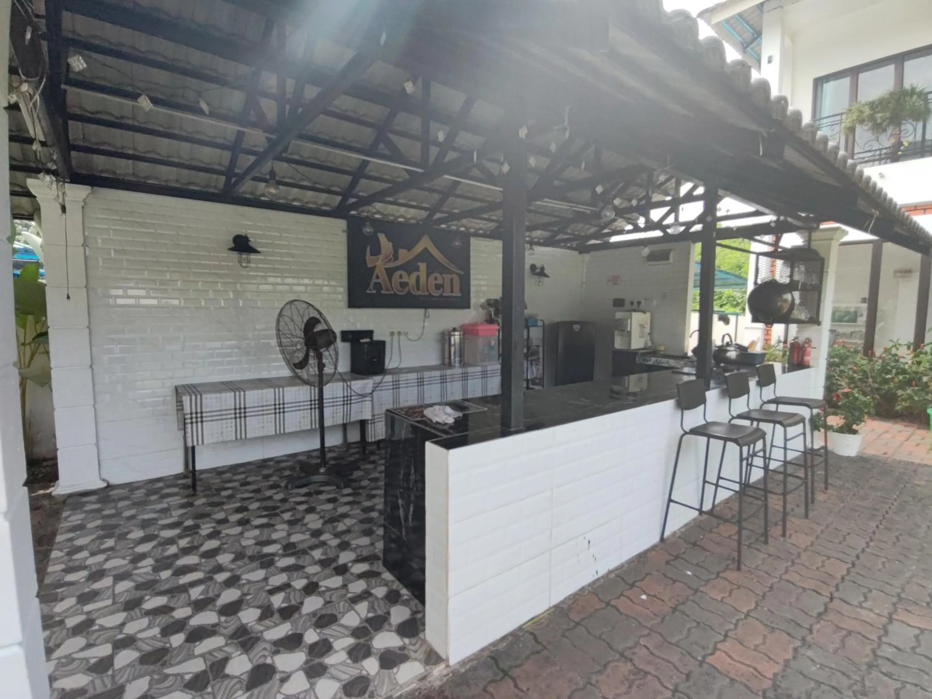 Kitchen or kitchenette in Aeden Villa Roomstay & Homestay