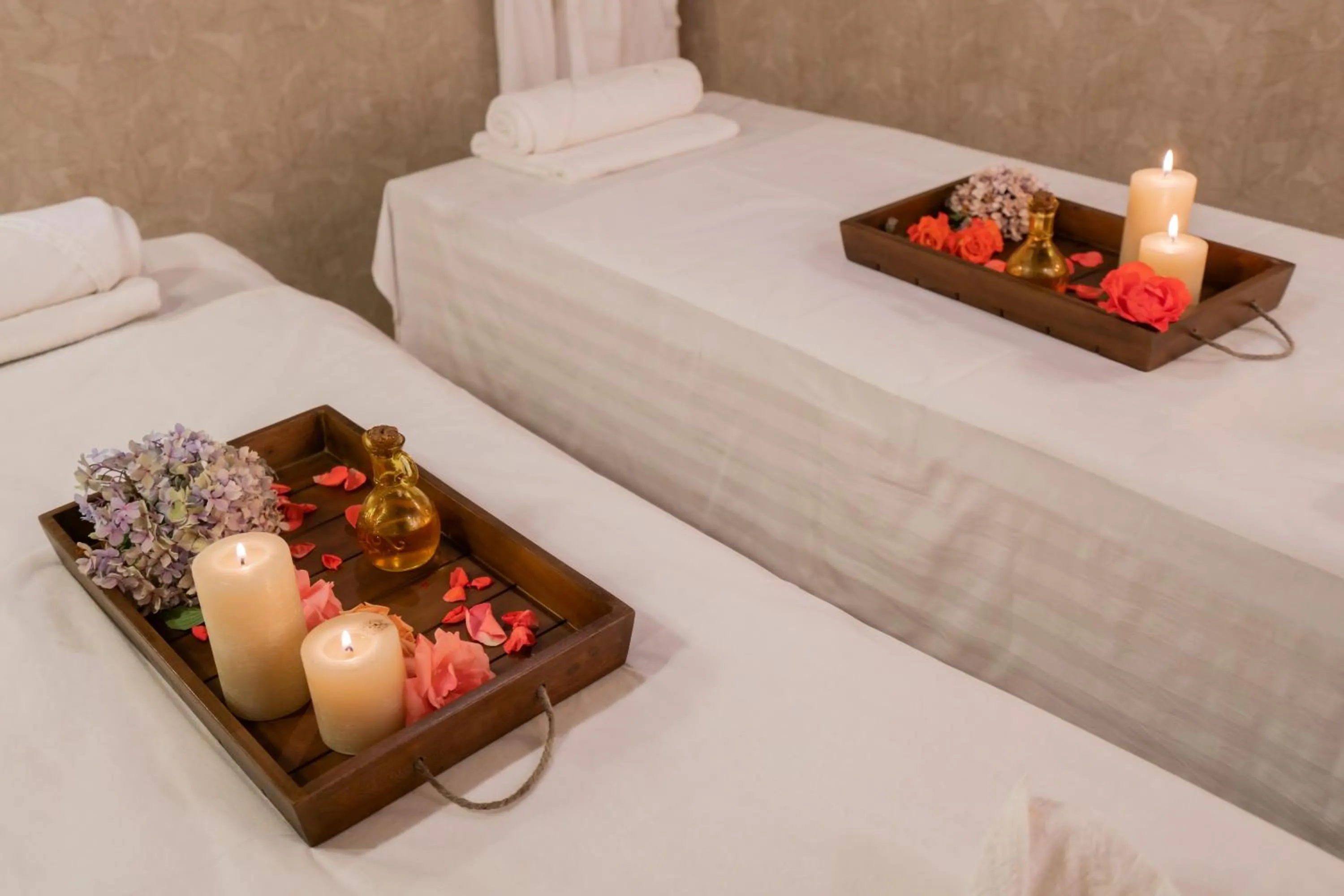 Spa and wellness centre/facilities, Bed in Larisa Resort Manali