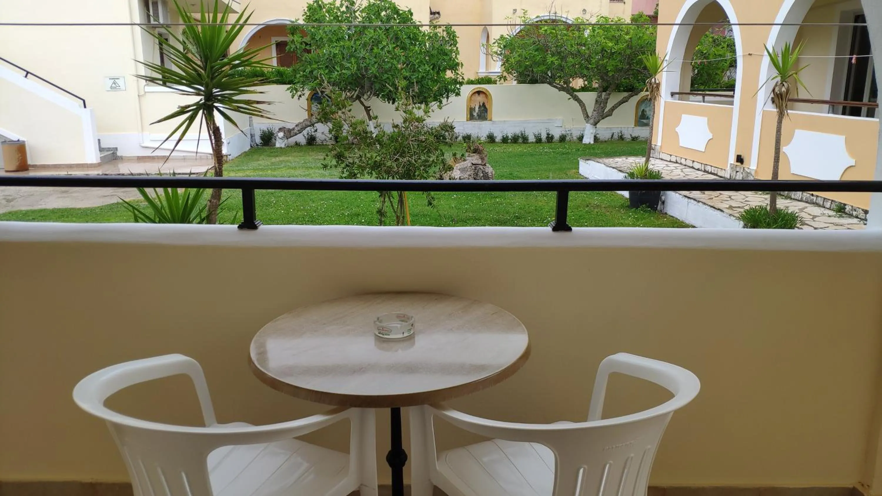 Balcony/Terrace in Tondoris Apartments