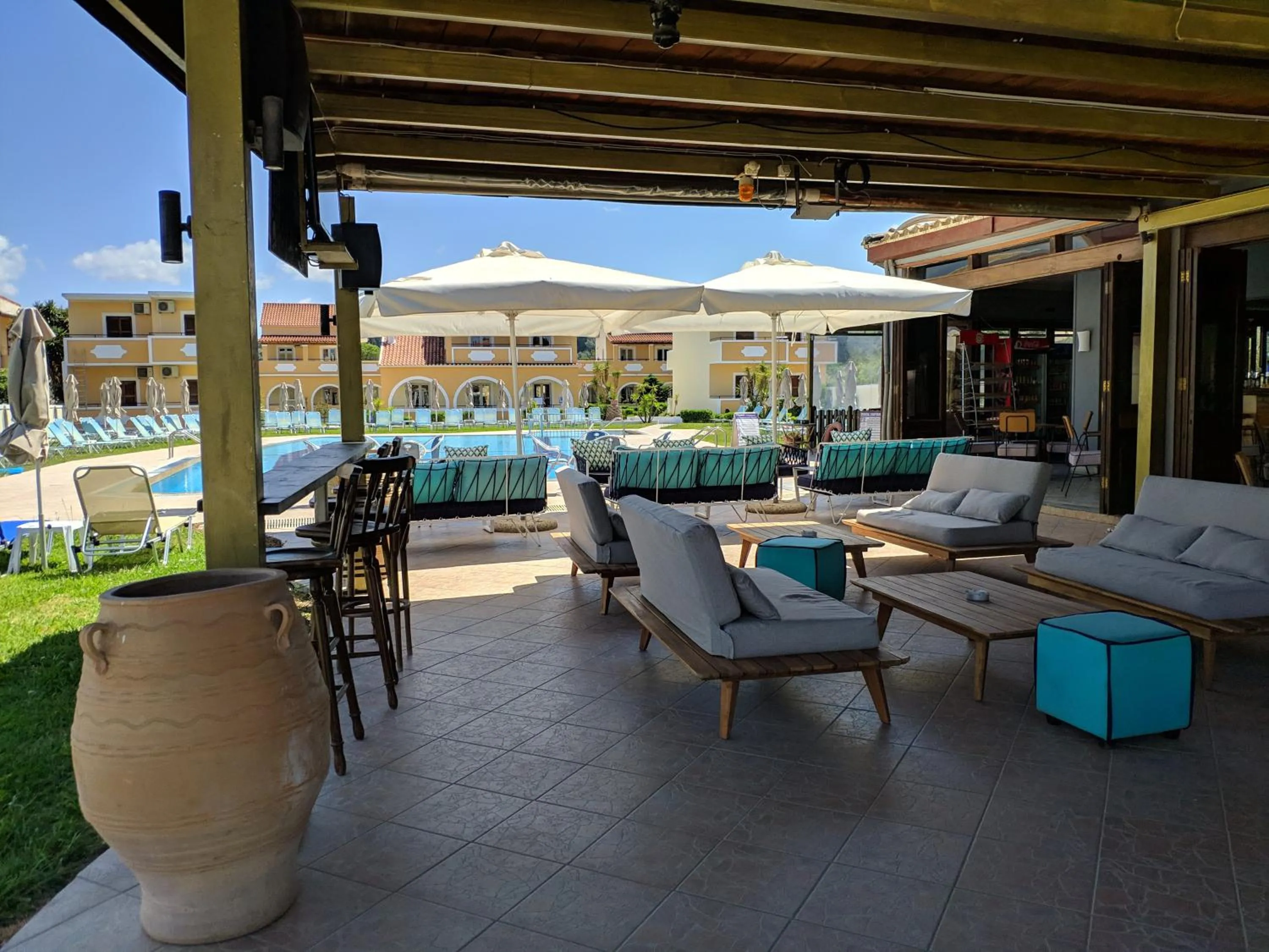 Patio in Tondoris Apartments