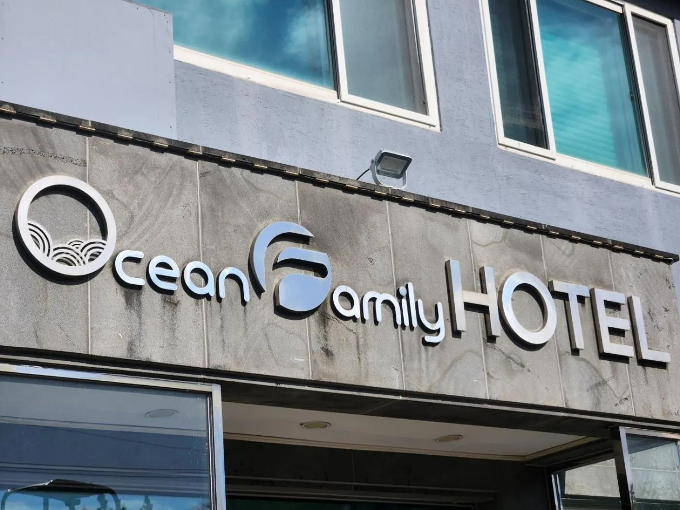Property building in Jeju Ocean Family Hotel