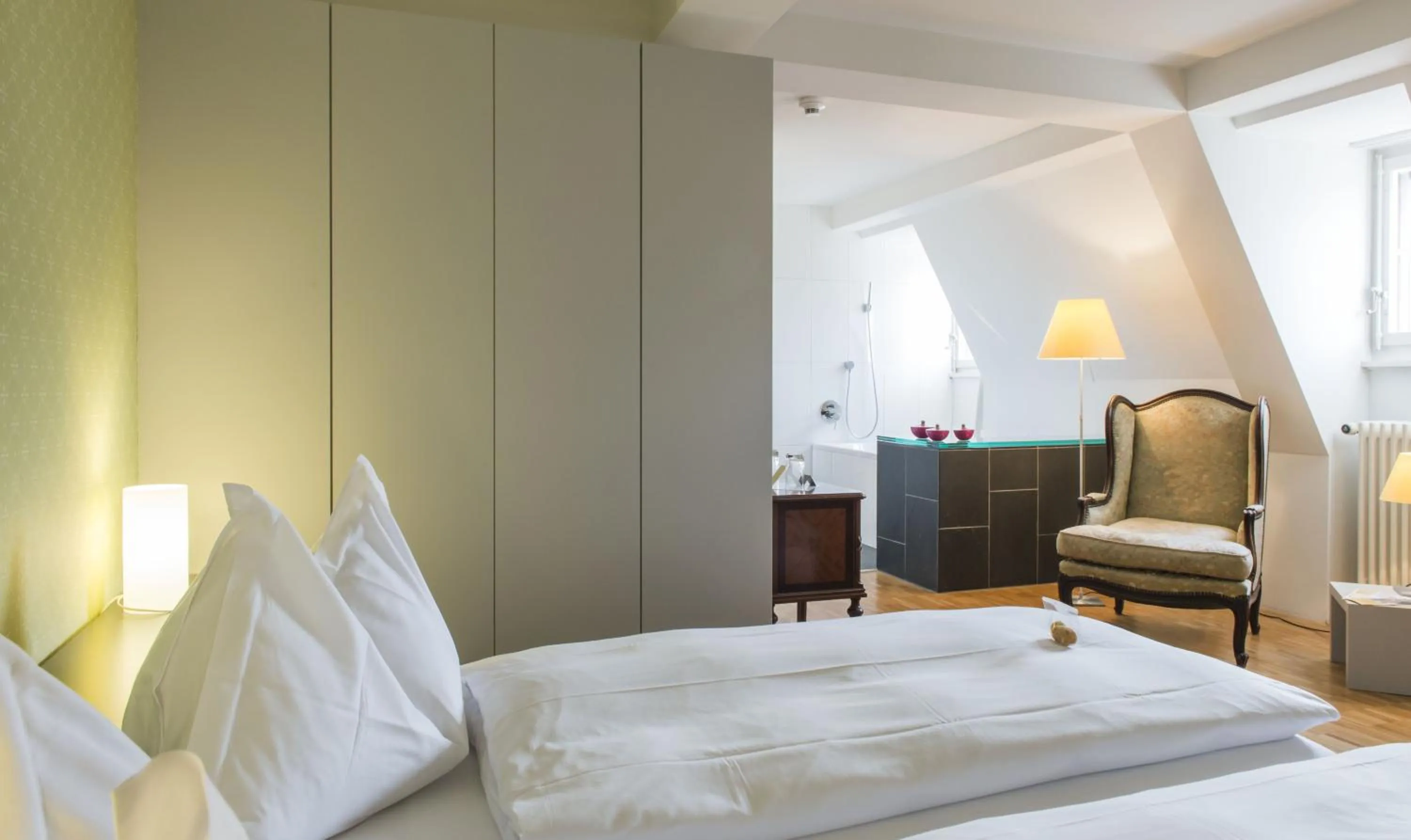 Bed in Schloss Münchenwiler