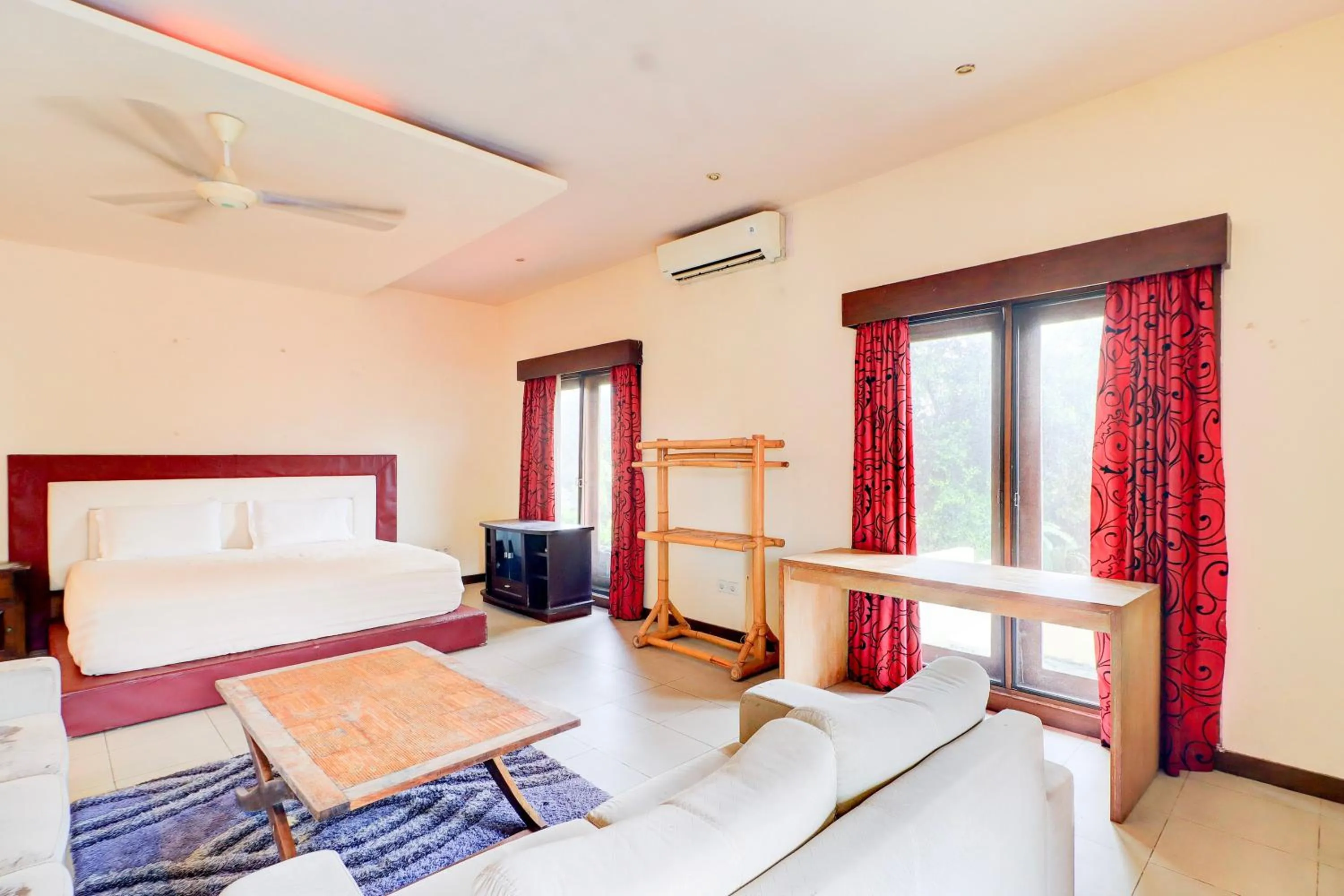 Bedroom, Bed in Collection O Putri Inn Homestay