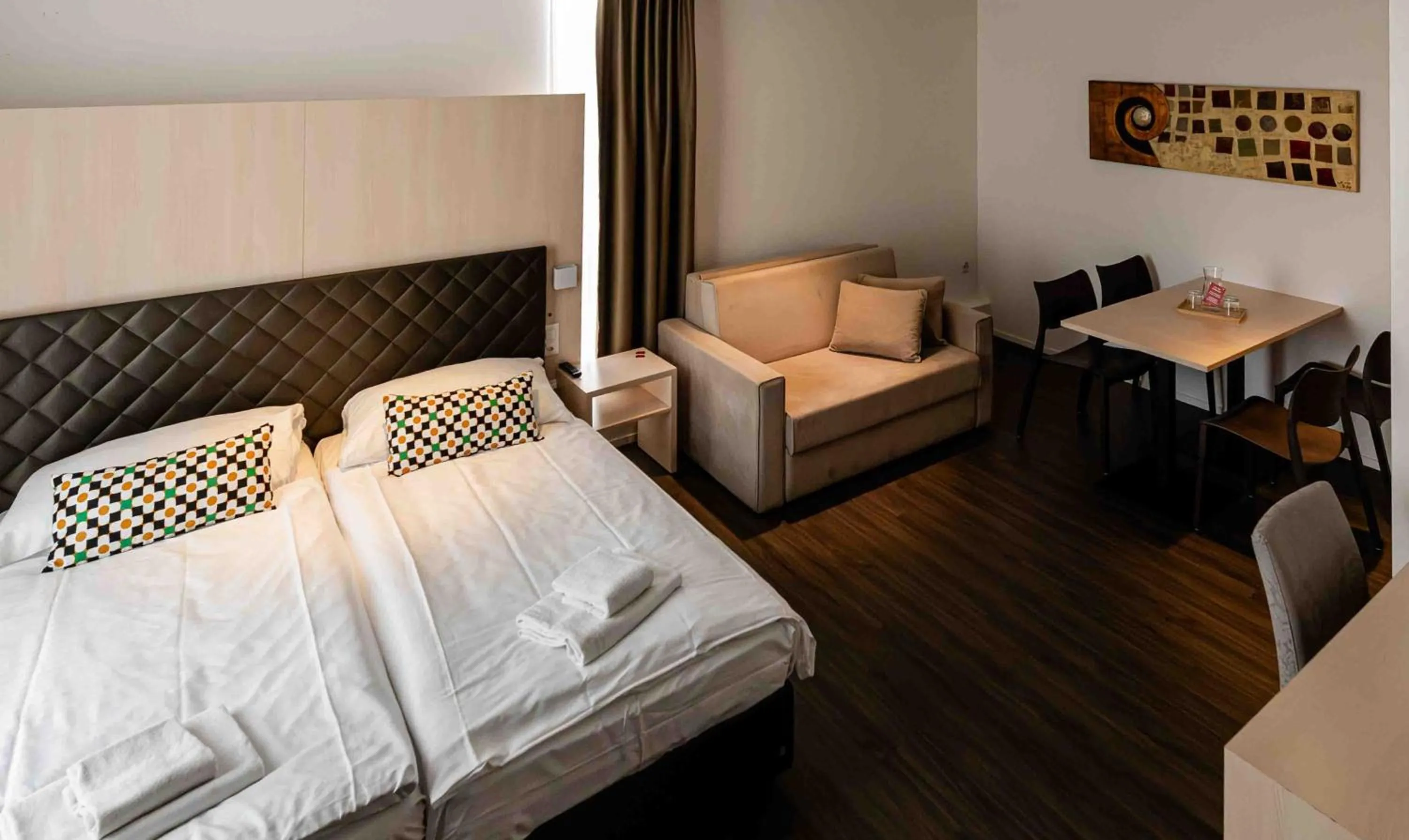 Bed in Los Lorentes Hotel Bern Airport