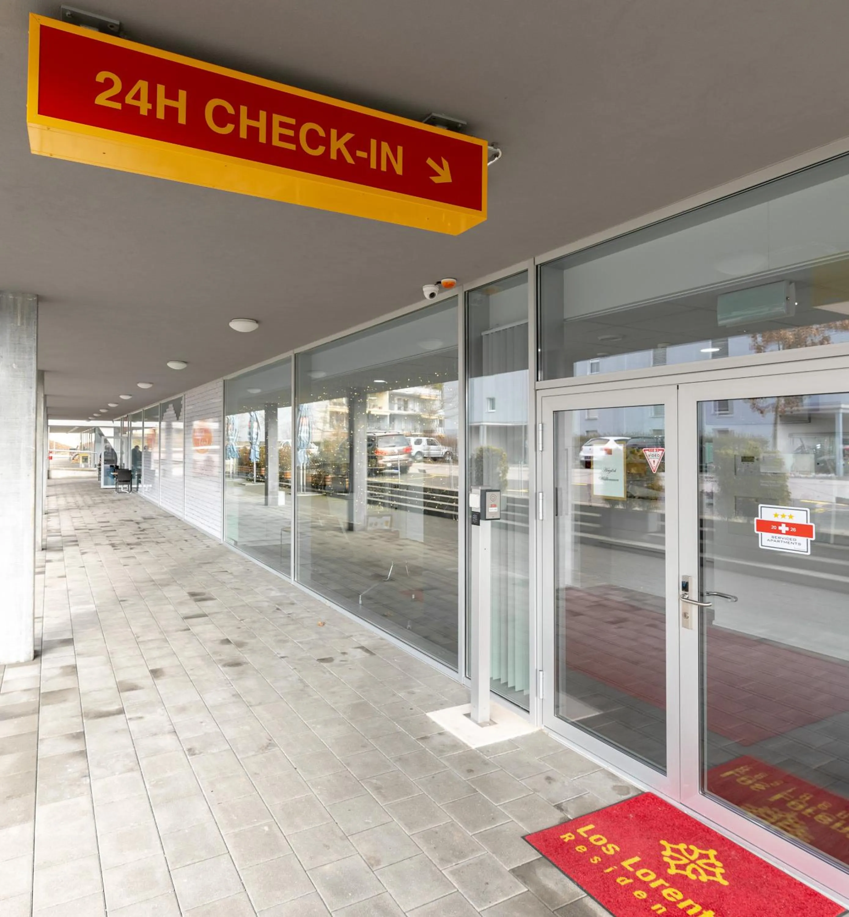 Property building in Los Lorentes Hotel Bern Airport