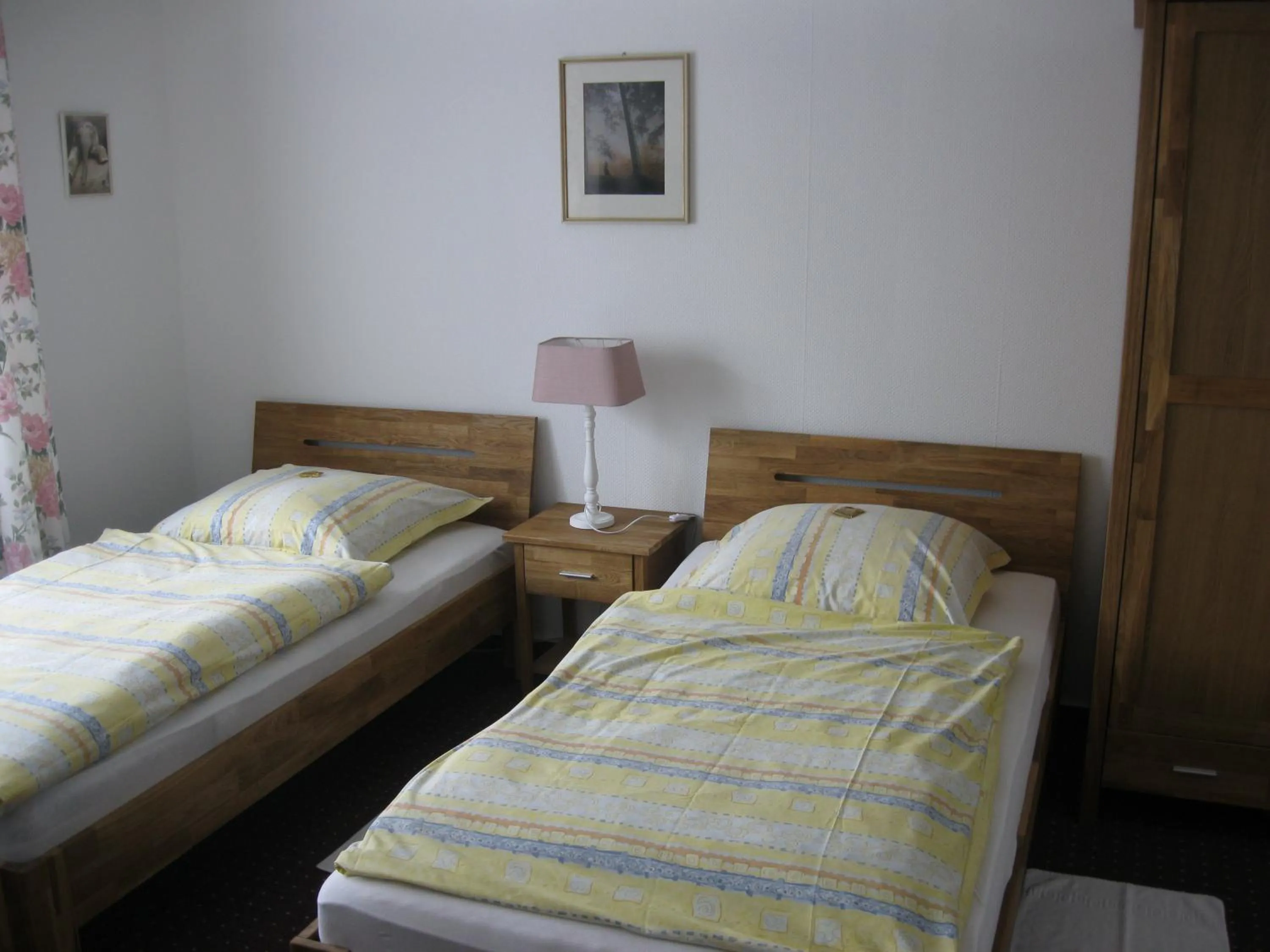 Photo of the whole room, Bed in Jagdhaus Weber