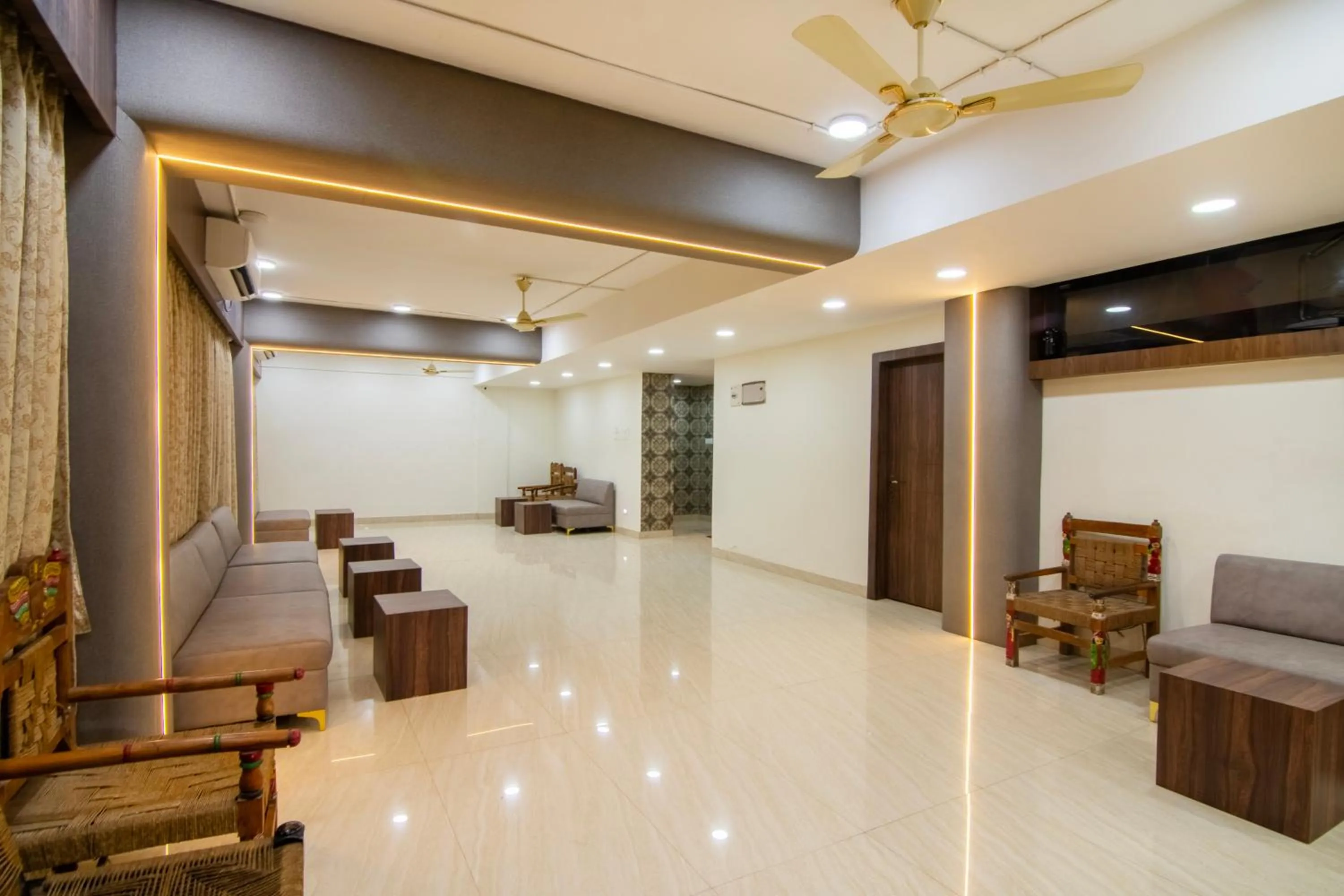 Seating area in Treebo Petals Suites & Banquet - New Town