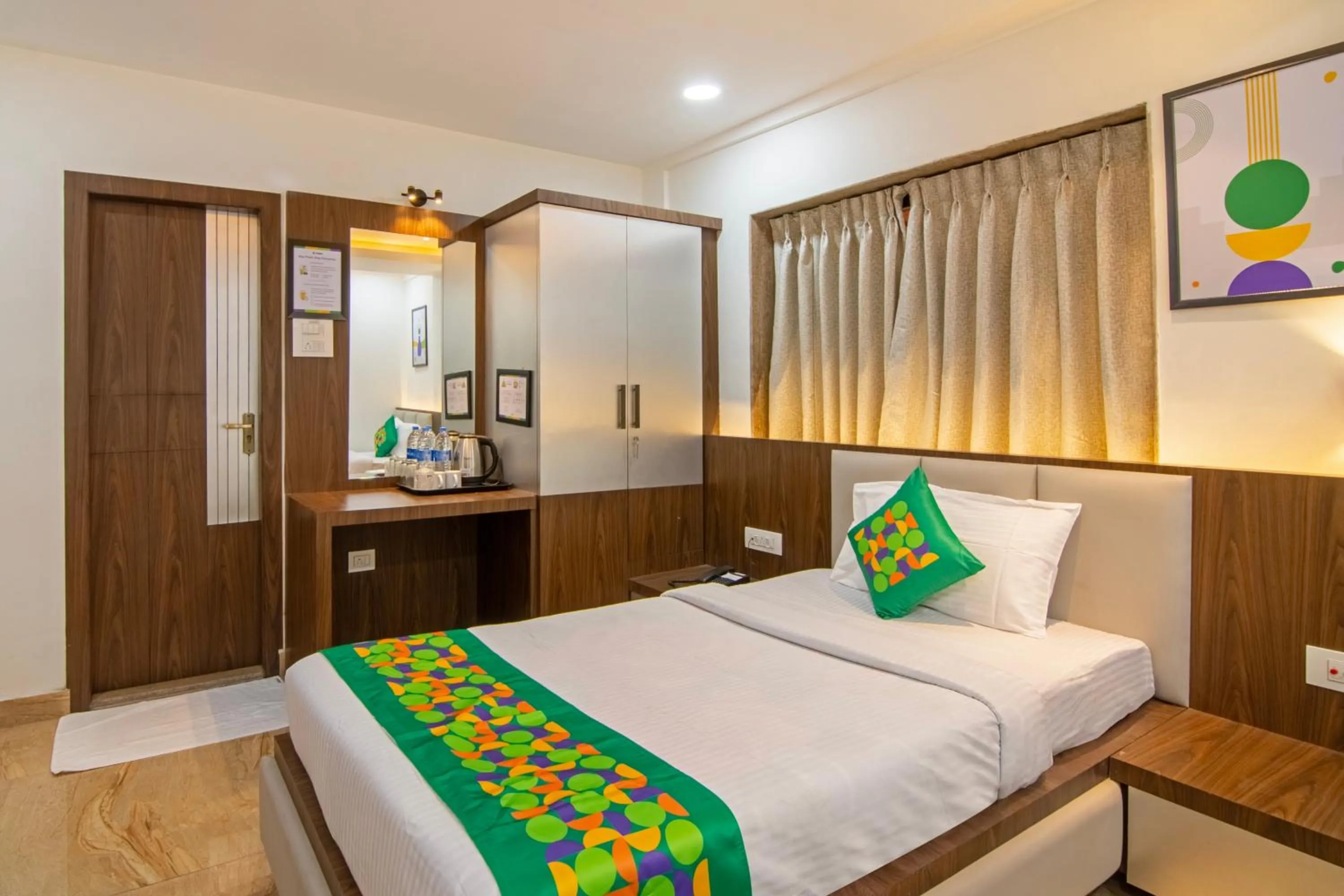 Bedroom, Bed in Treebo Petals Suites & Banquet - New Town