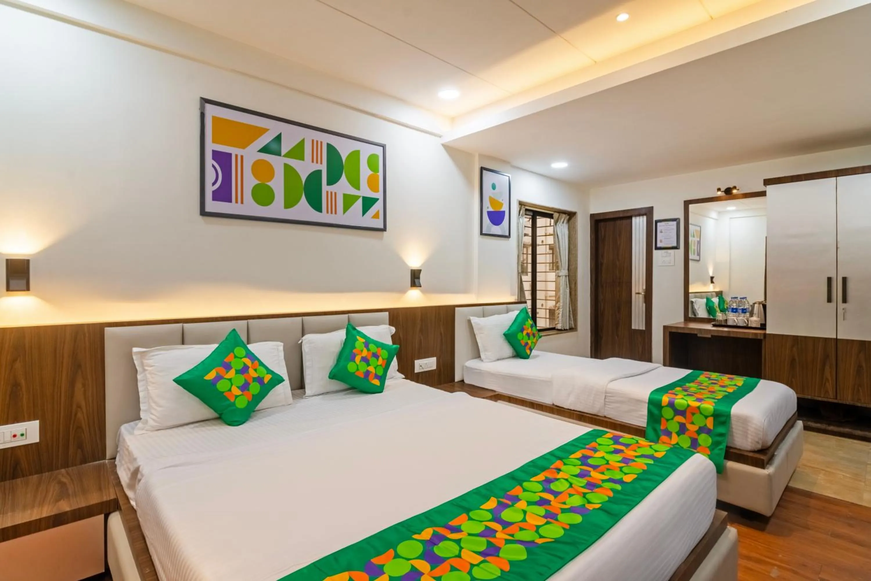 Bedroom, Bed in Treebo Petals Suites & Banquet - New Town