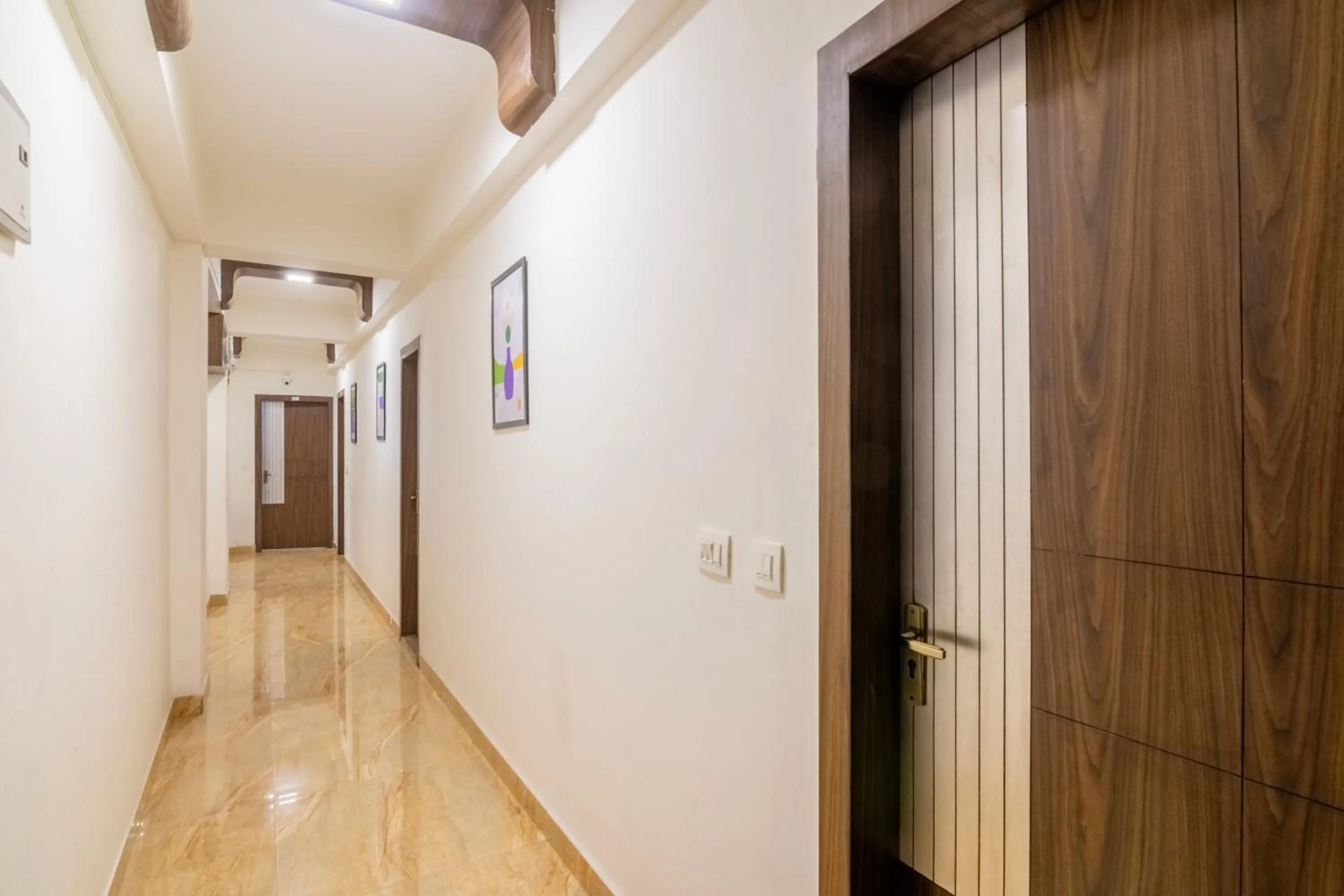 Lobby or reception in Treebo Petals Suites & Banquet - New Town