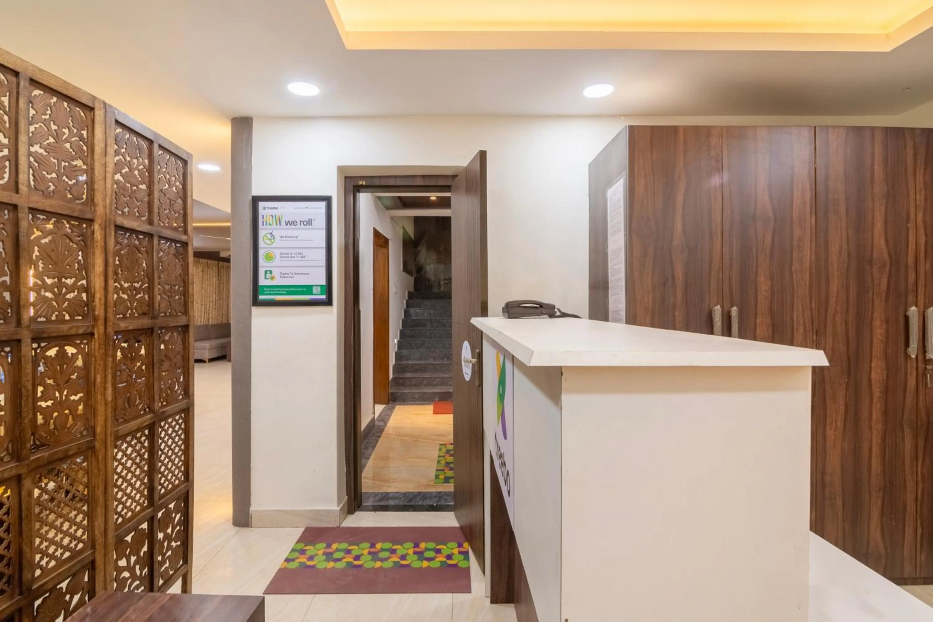 Lobby or reception in Treebo Petals Suites & Banquet - New Town