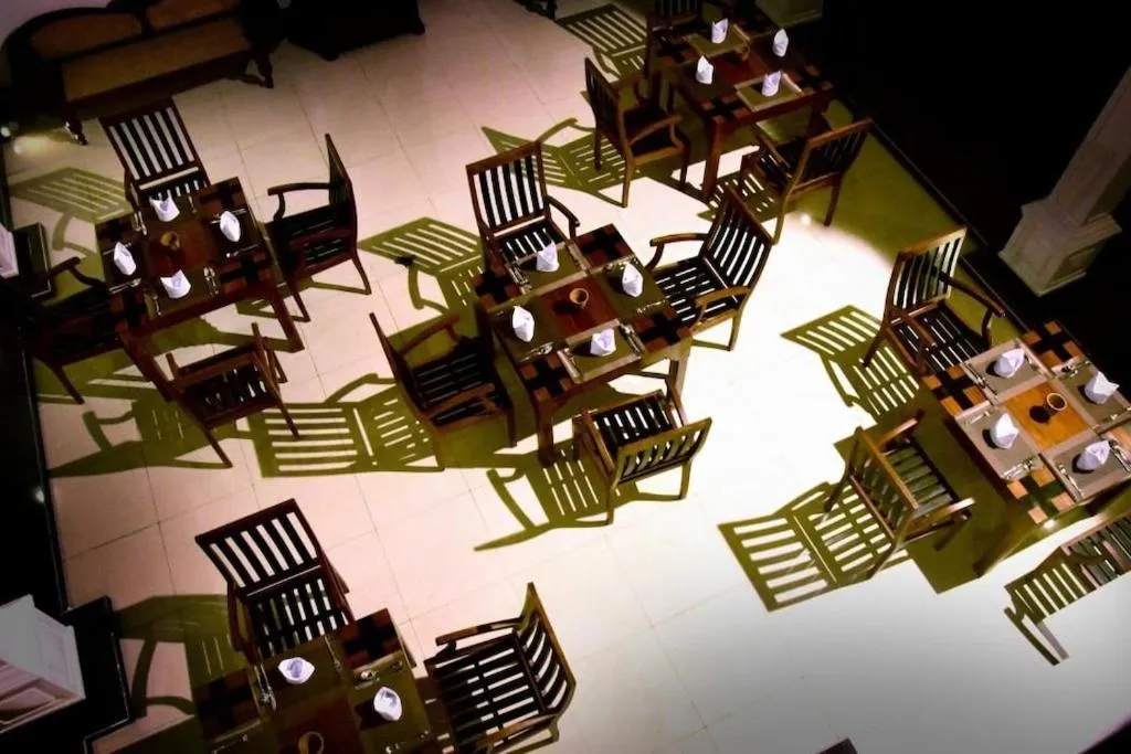 Blue Spring Hotel Wadduwa