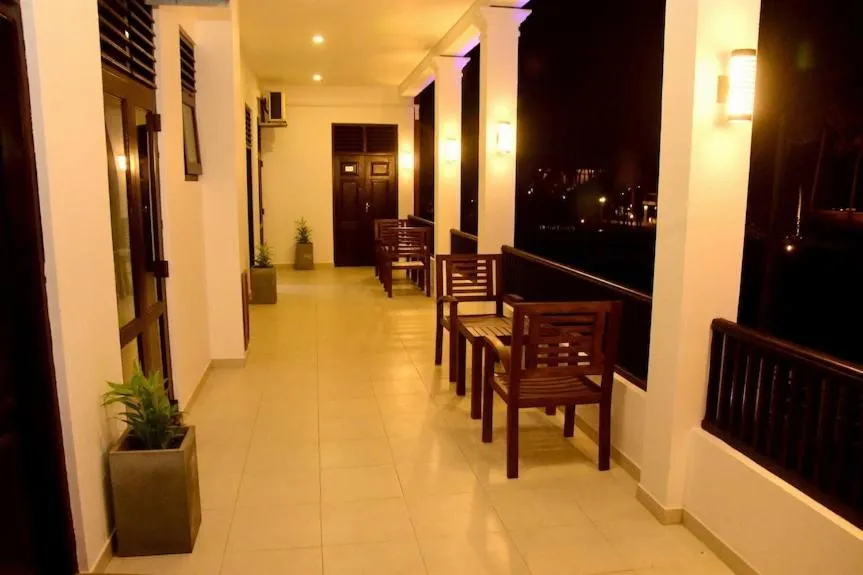 Blue Spring Hotel Wadduwa