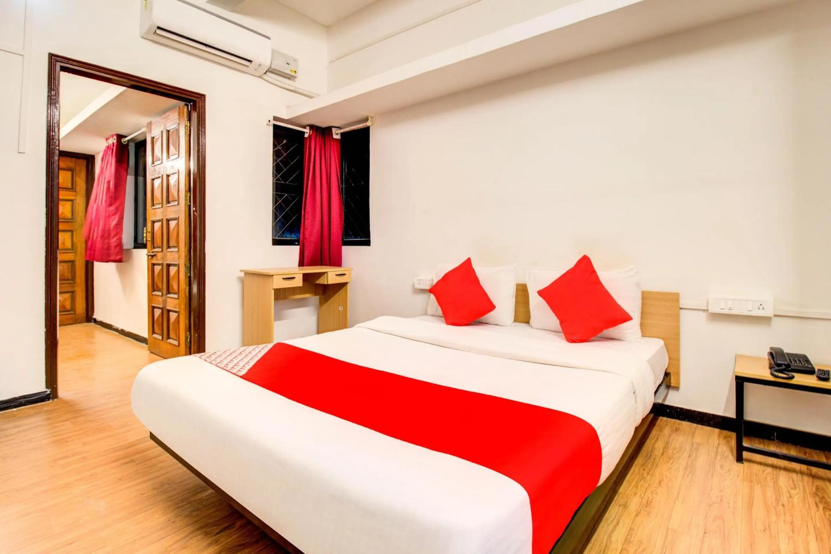 Bedroom in Hotel O Saubhagya Inn