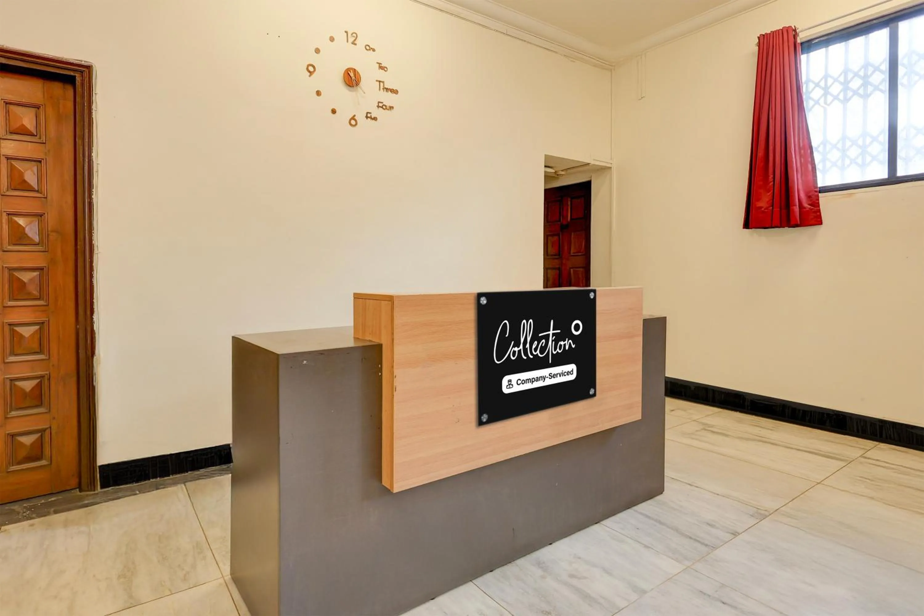 Lobby or reception in Collection O Nashik Bus Station Formerly Hotel Saubhagya Inn